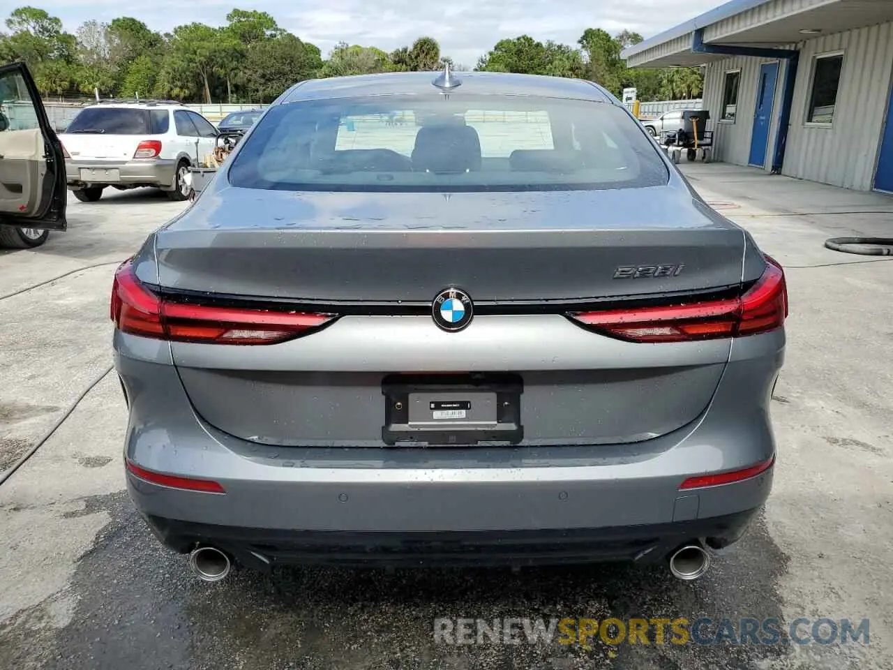 6 fotografías del automóvil dañado WBA53AK04R7R68071 BMW 2 SERIES 2024