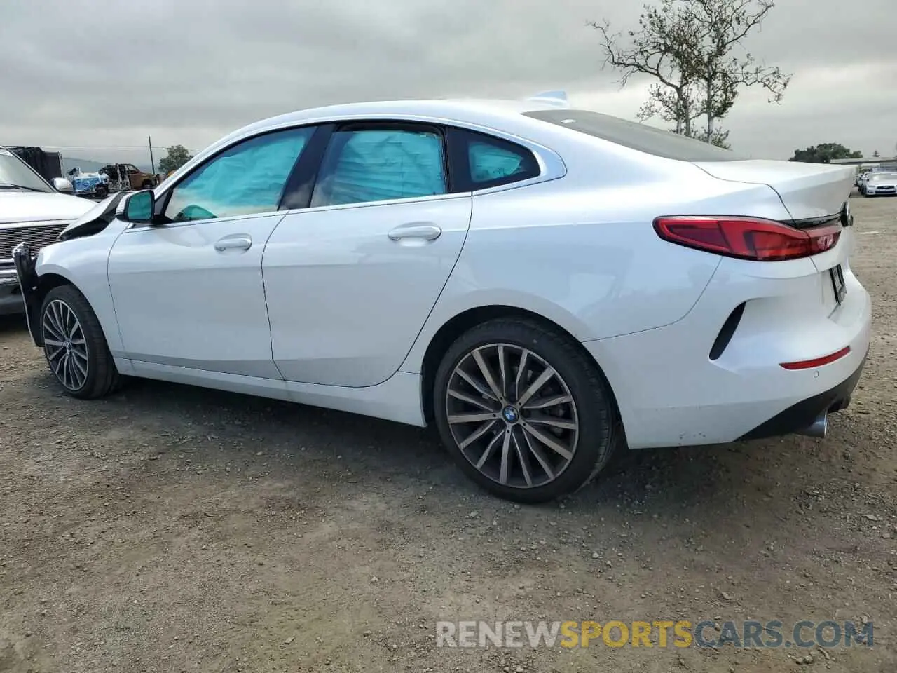 2 fotografías del automóvil dañado WBA53AK08R7R24218 BMW 2 SERIES 2024