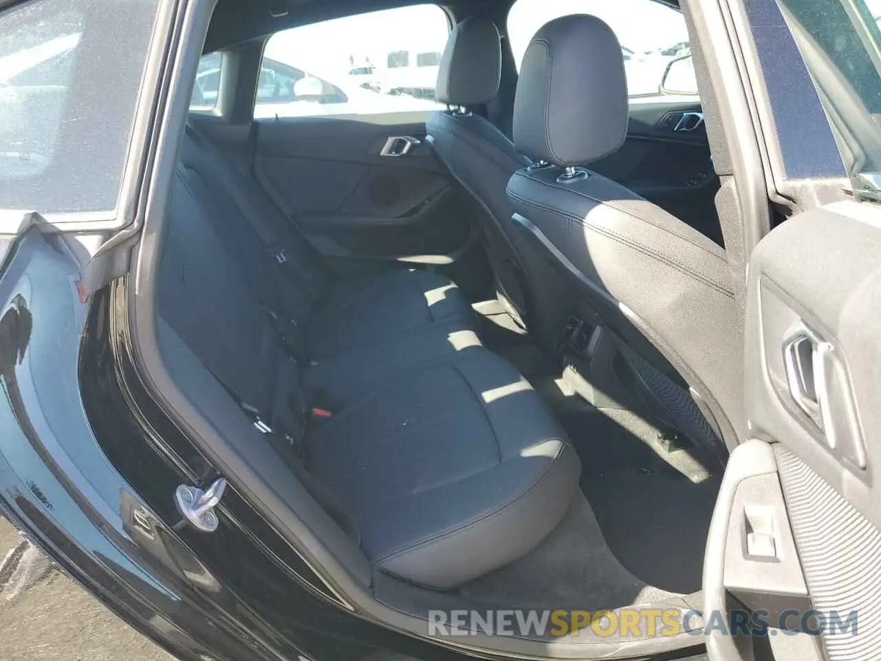 10 fotografías del automóvil dañado WBA73AK0XR7N48081 BMW 2 SERIES 2024