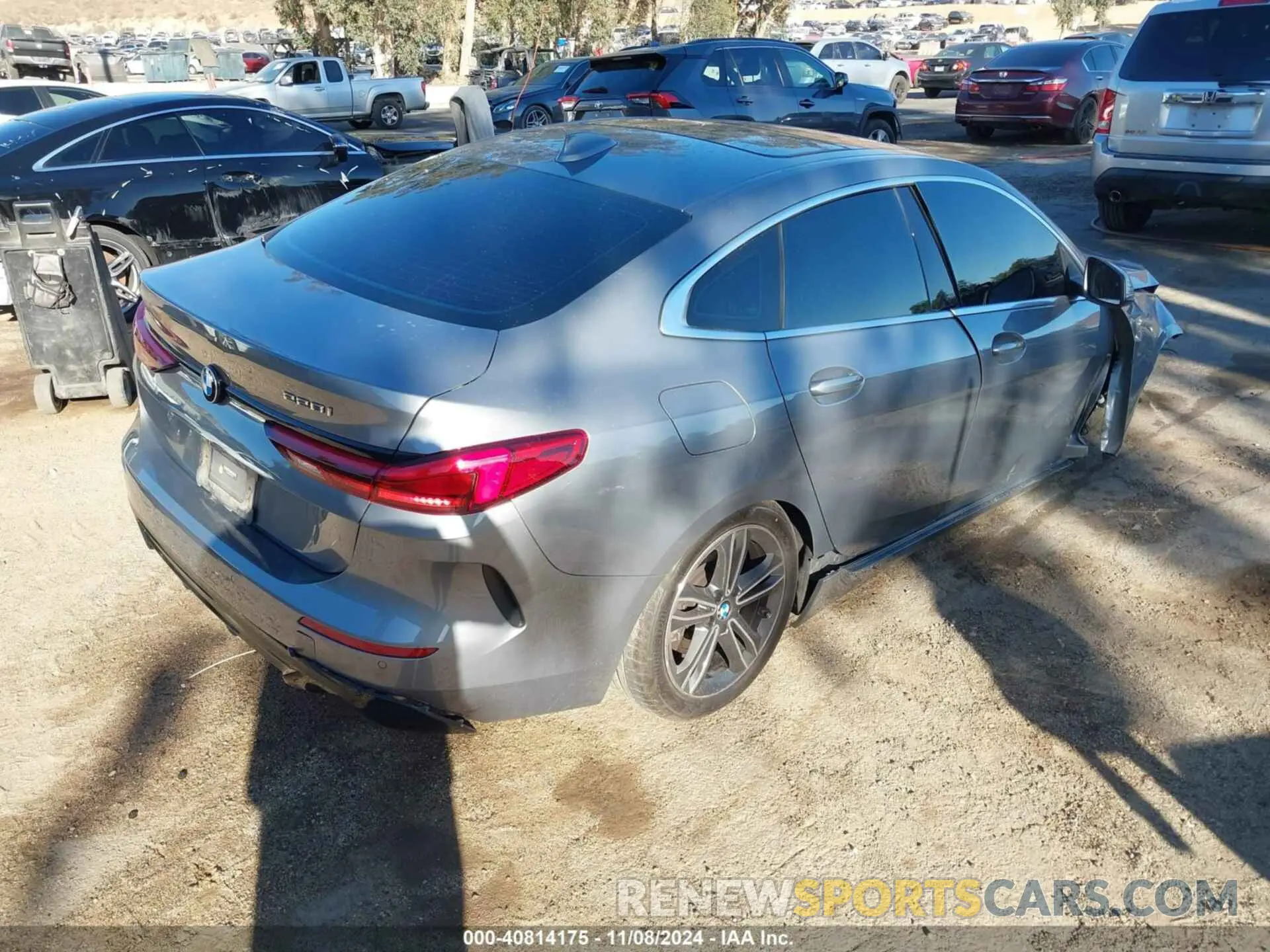 4 fotografías del automóvil dañado WBA53AK03N7K93601 BMW 228 GRAN COUPE 2022