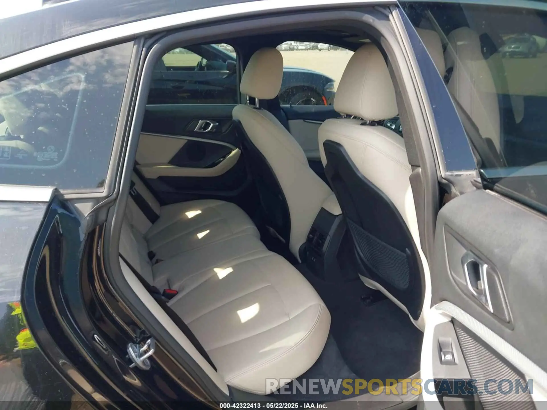 8 fotografías del automóvil dañado WBA53AK0XN7K83440 BMW 228 GRAN COUPE 2022