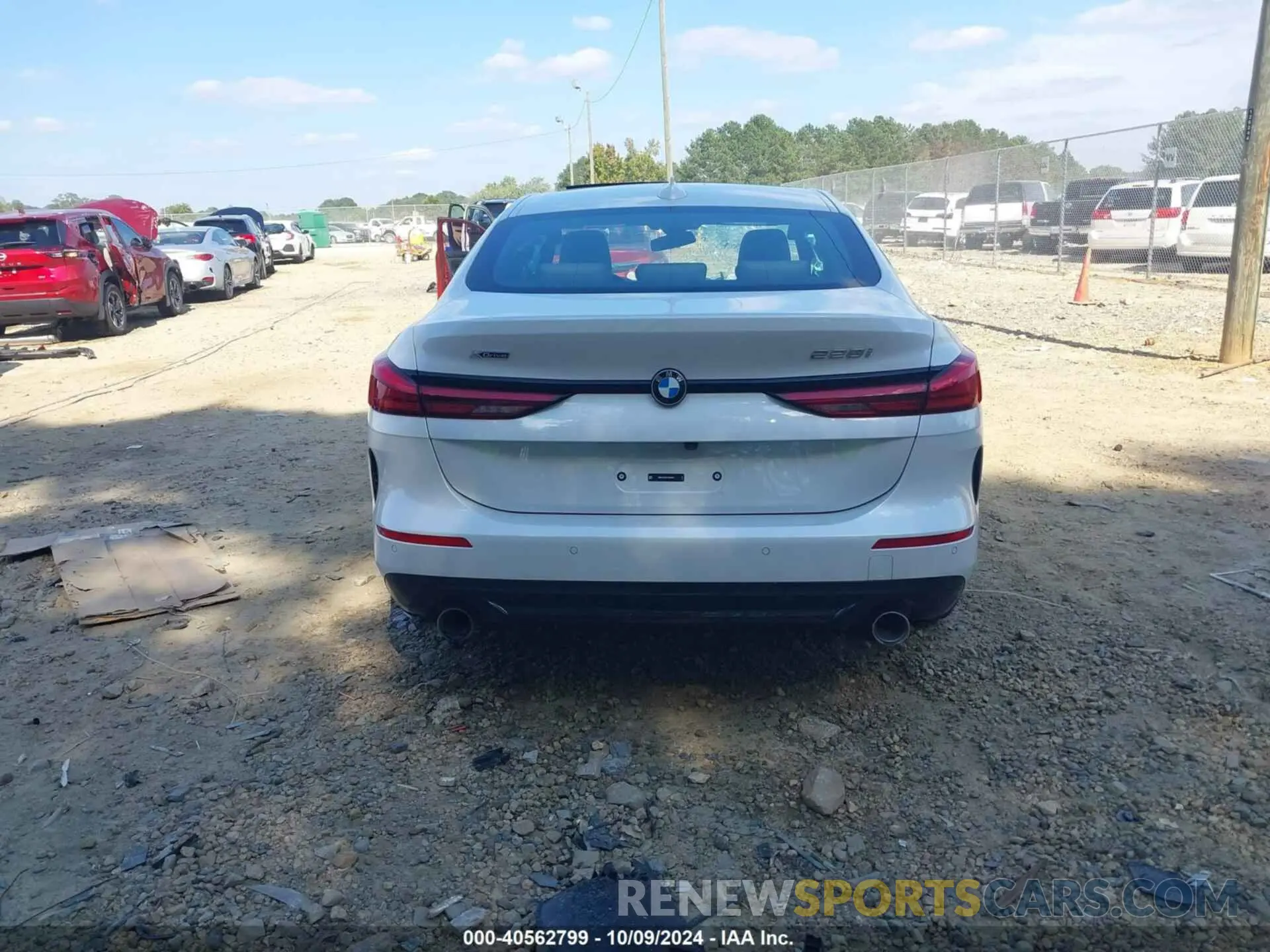 17 fotografías del automóvil dañado WBA73AK03P7M82440 BMW 228 GRAN COUPE 2023