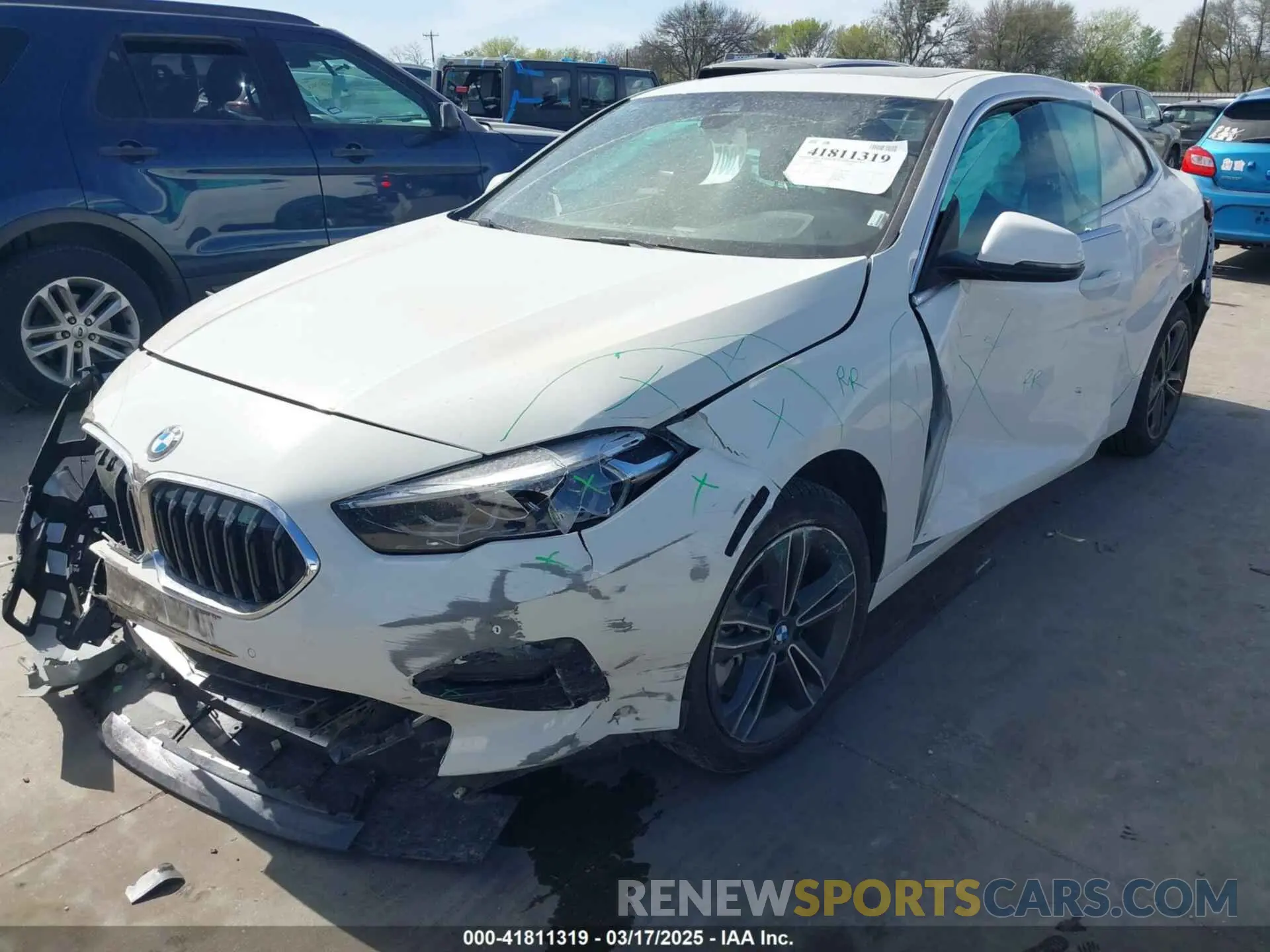 2 fotografías del automóvil dañado WBA53AK04R7N51291 BMW 228 GRAN COUPE 2024