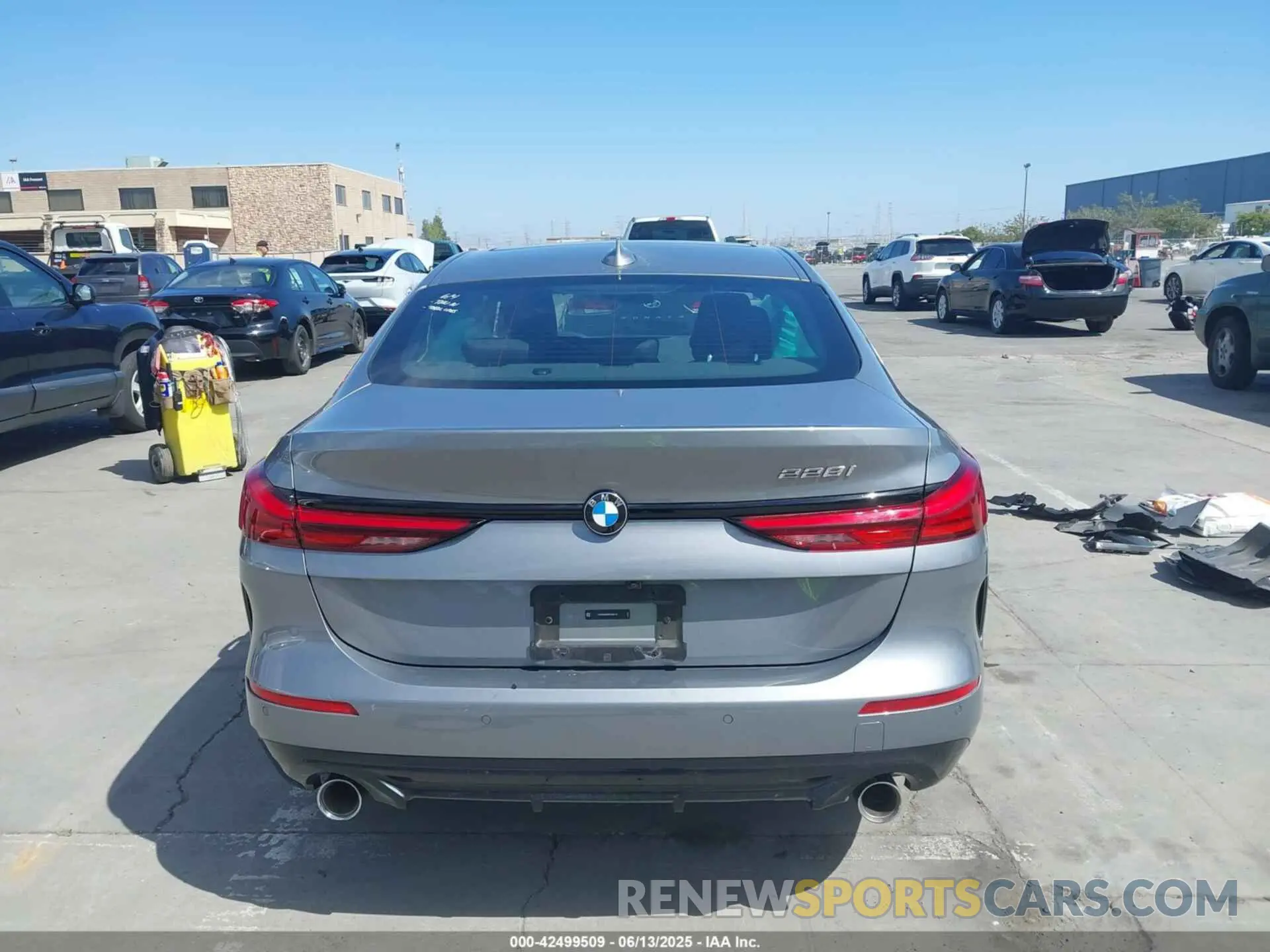 16 fotografías del automóvil dañado WBA53AK0XR7R06416 BMW 228 GRAN COUPE 2024