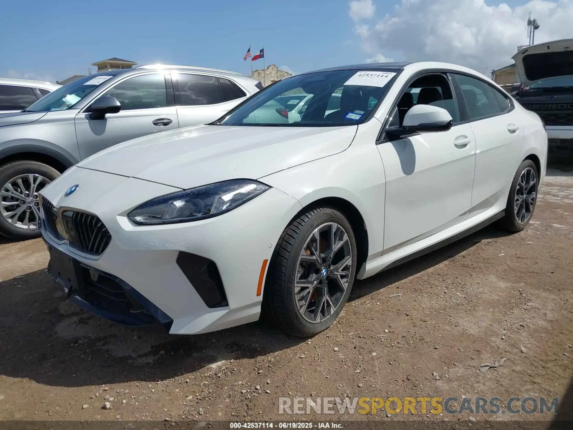 2 fotografías del automóvil dañado WBA23GG06S7S55337 BMW 228 GRAN COUPE 2025
