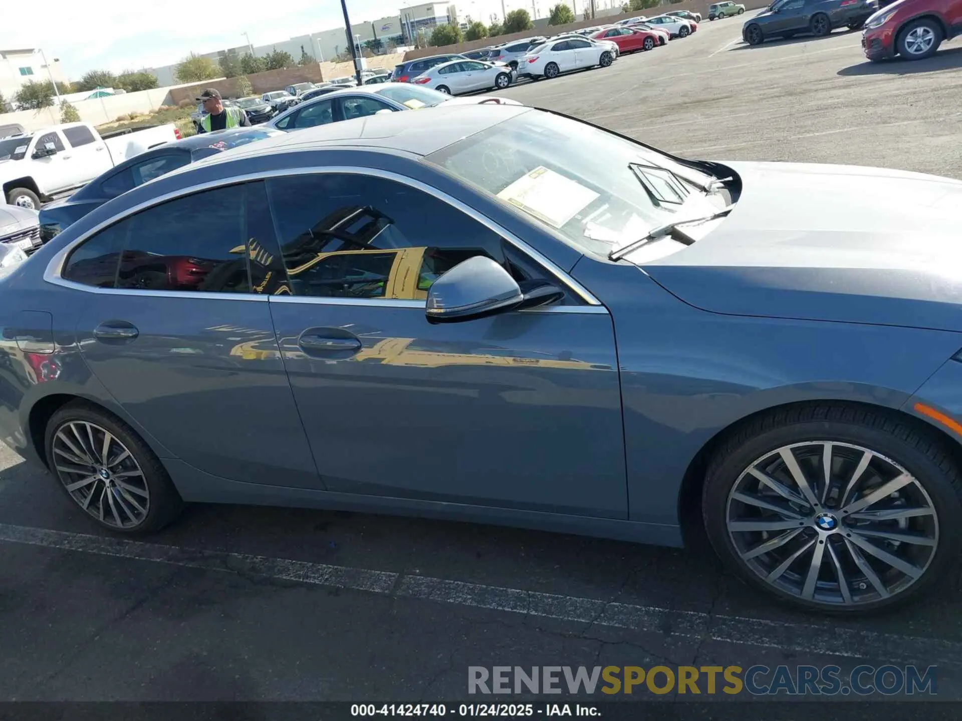 13 fotografías del automóvil dañado WBA73AK01L7F74692 BMW 228I GRAN COUPE 2020