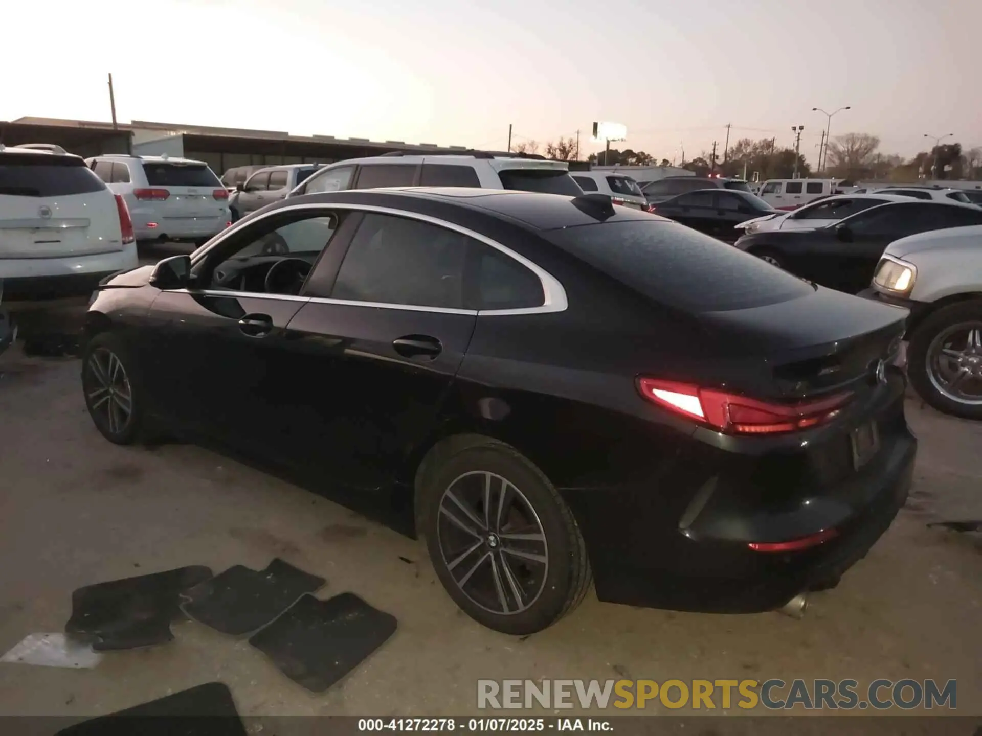 3 fotografías del automóvil dañado WBA73AK06L7F98678 BMW 228I GRAN COUPE 2020