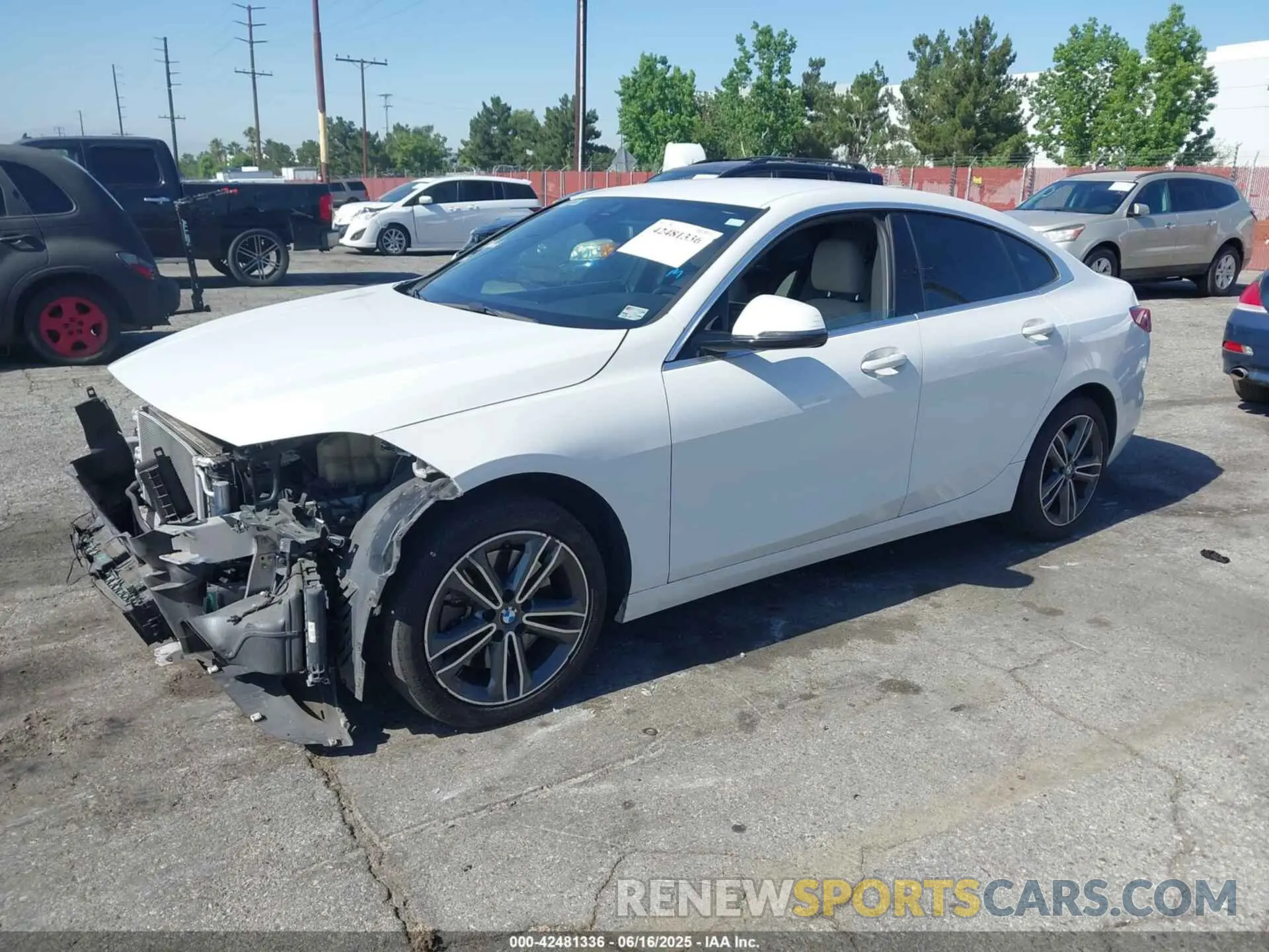 2 fotografías del automóvil dañado WBA53AK07M7H90359 BMW 228I GRAN COUPE 2021
