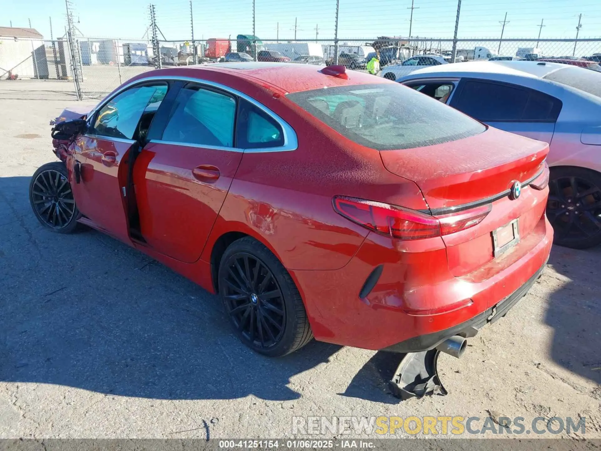 3 fotografías del automóvil dañado WBA53AK0XM7J01878 BMW 228I GRAN COUPE 2021