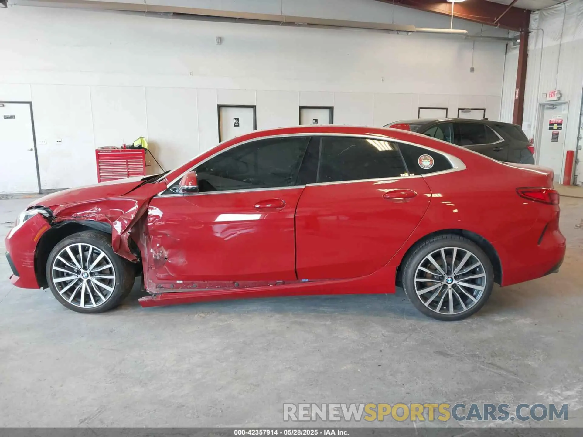 15 fotografías del automóvil dañado WBA73AK07M7J08053 BMW 228I GRAN COUPE 2021