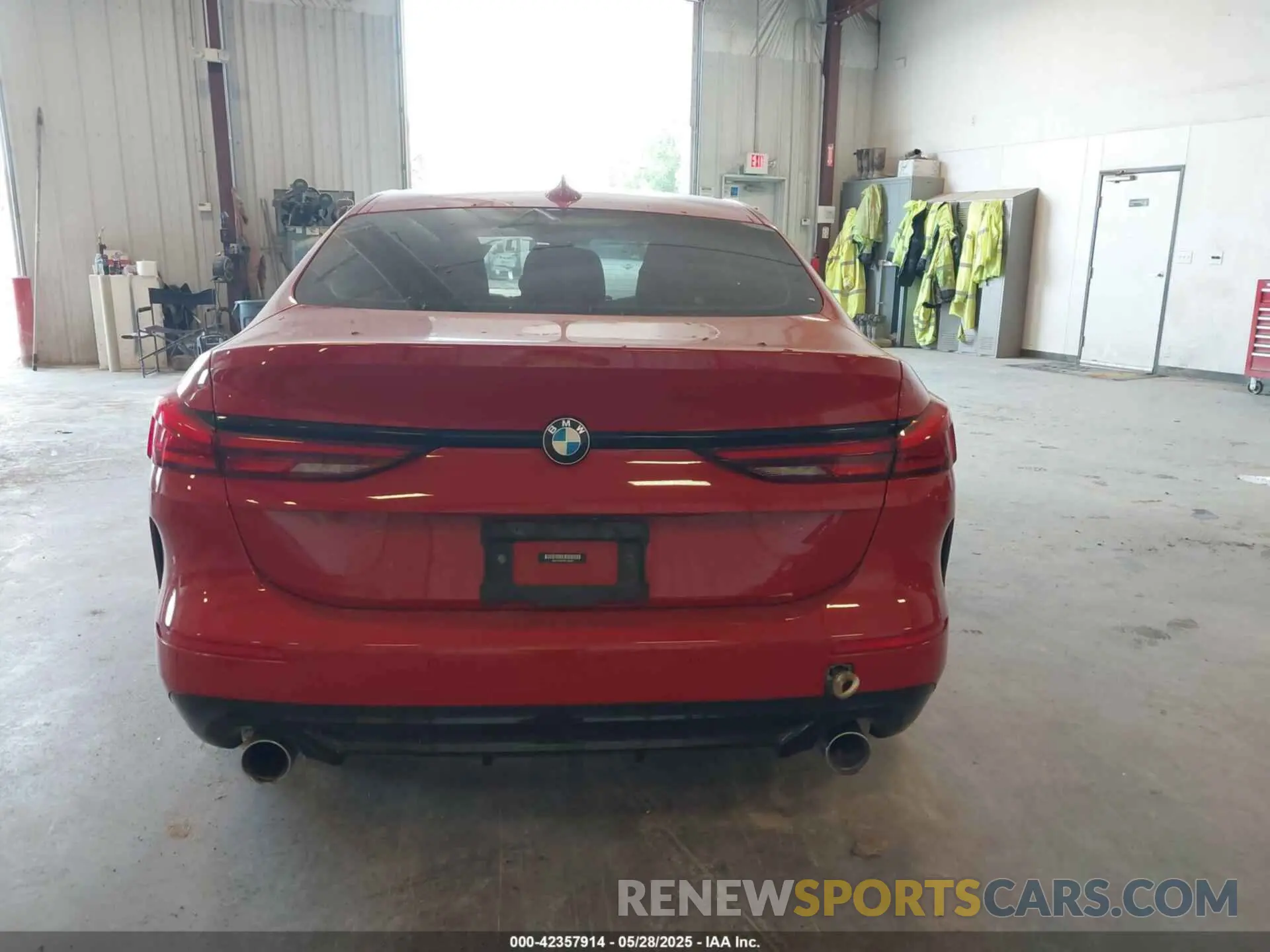 17 fotografías del automóvil dañado WBA73AK07M7J08053 BMW 228I GRAN COUPE 2021