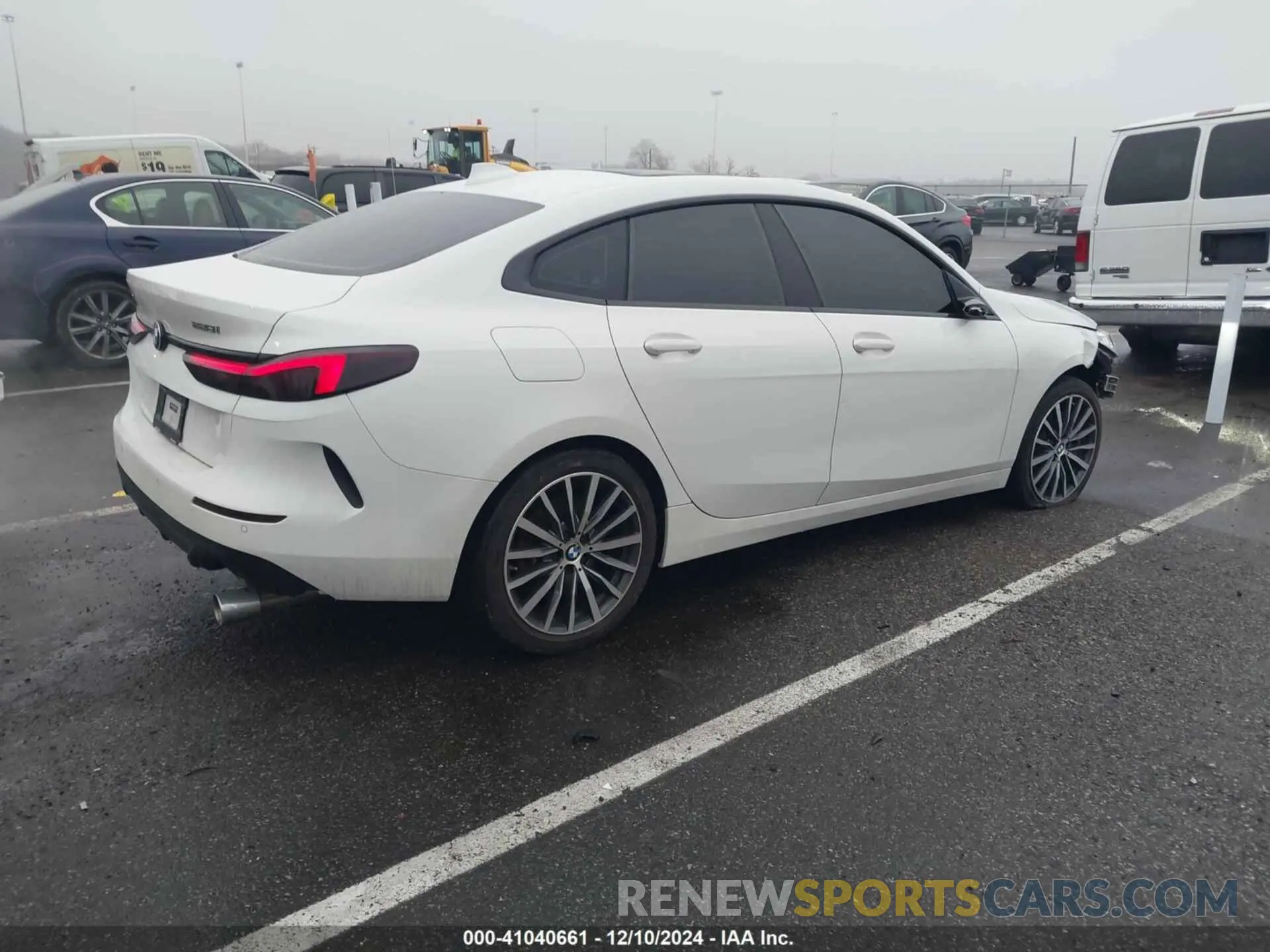 4 fotografías del automóvil dañado WBA73AK0XM7J36980 BMW 228I GRAN COUPE 2021