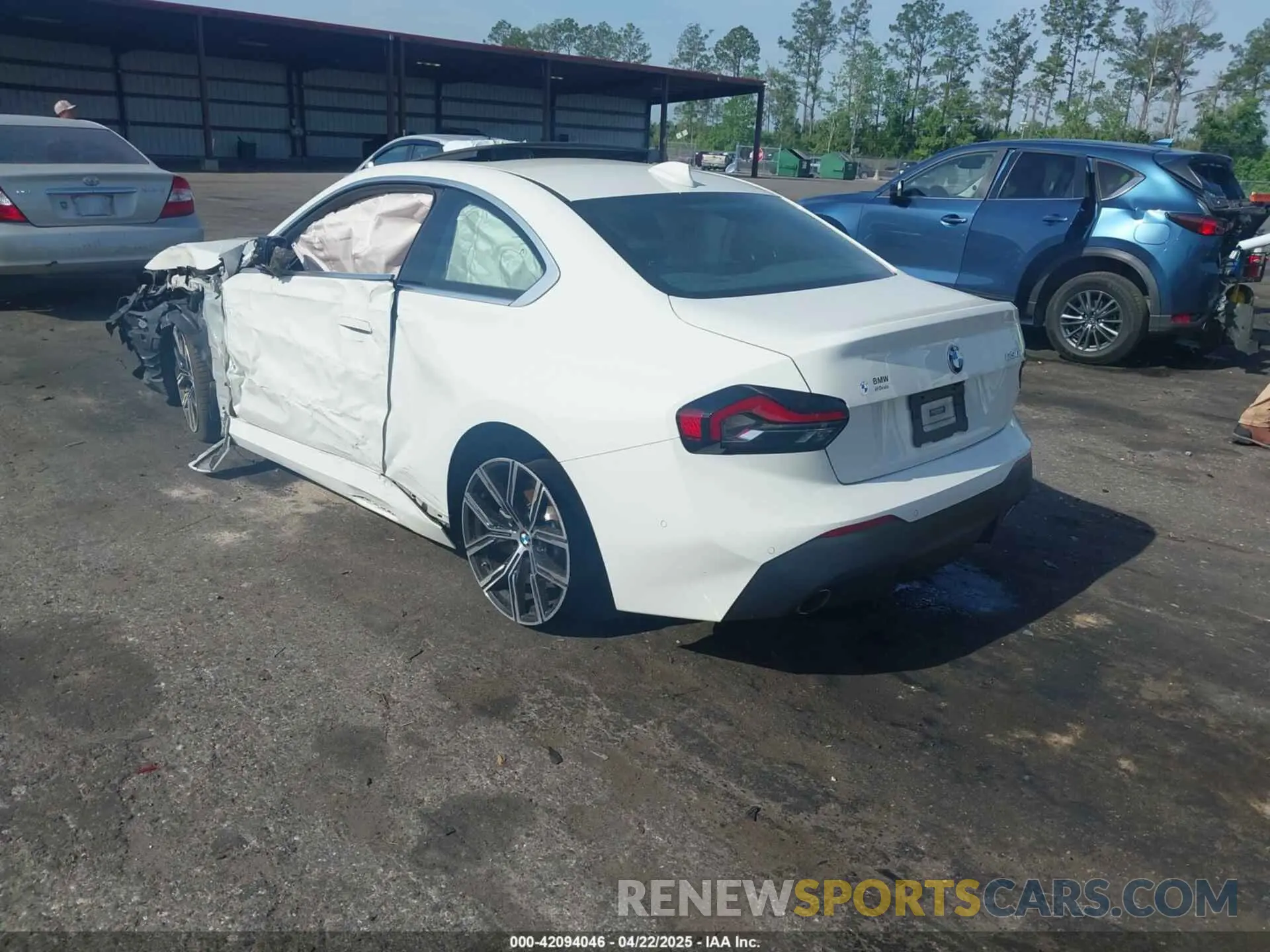 3 fotografías del automóvil dañado 3MW23CM0XN8C48827 BMW 230 2022