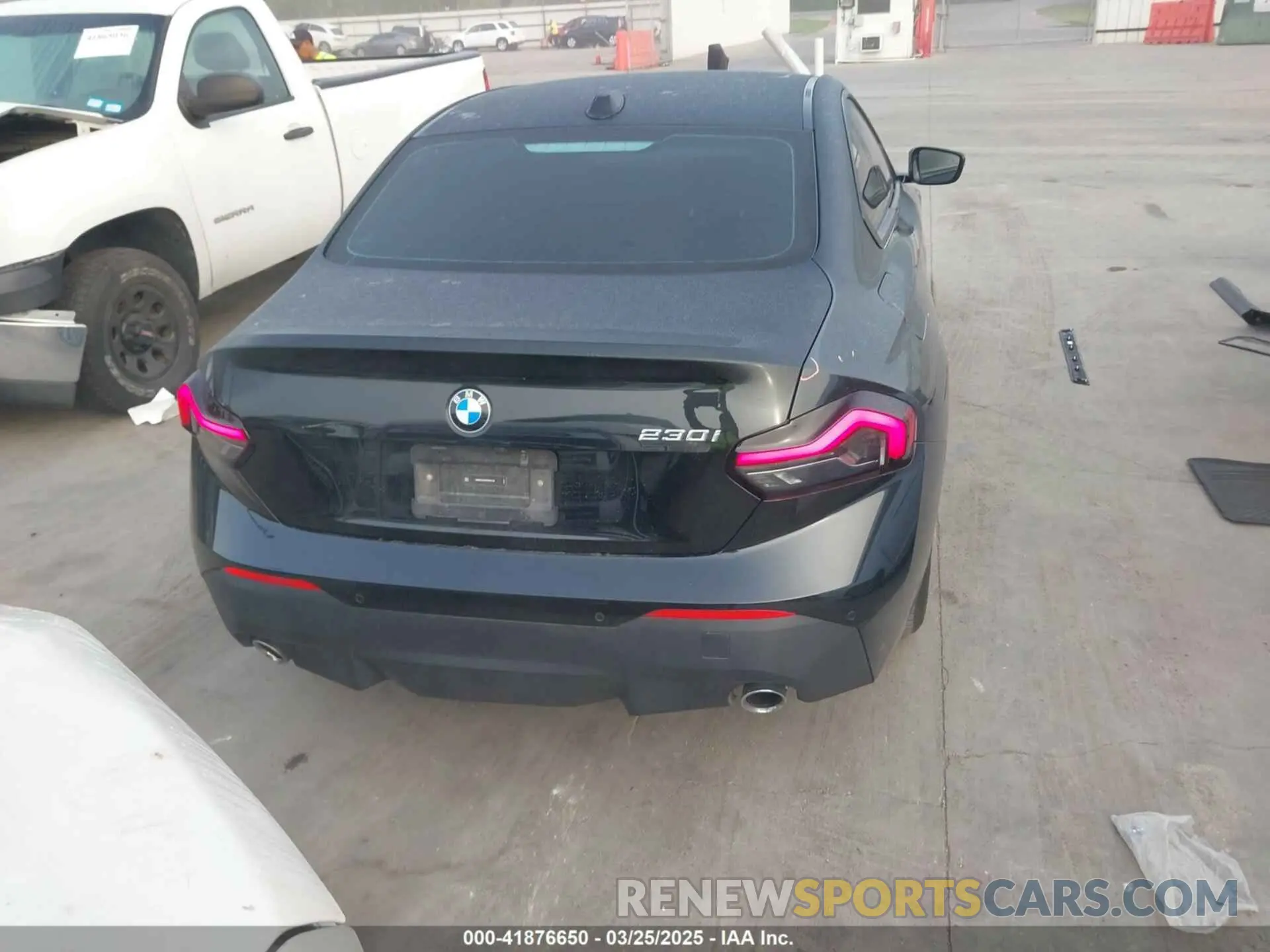17 fotografías del automóvil dañado 3MW23CM0XP8D45156 BMW 230 2023