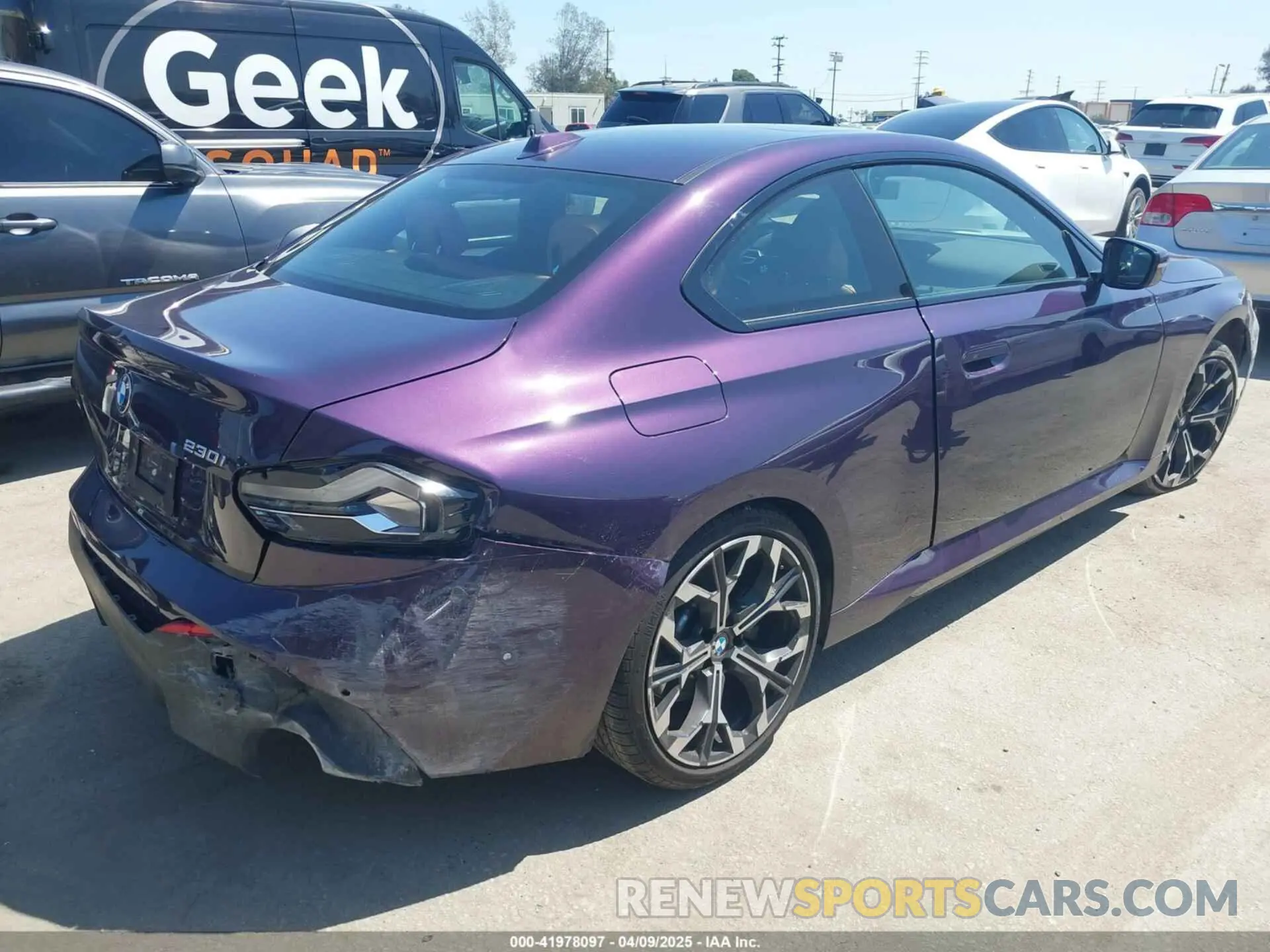 4 fotografías del automóvil dañado 3MW23CM01S8E94970 BMW 230 2025
