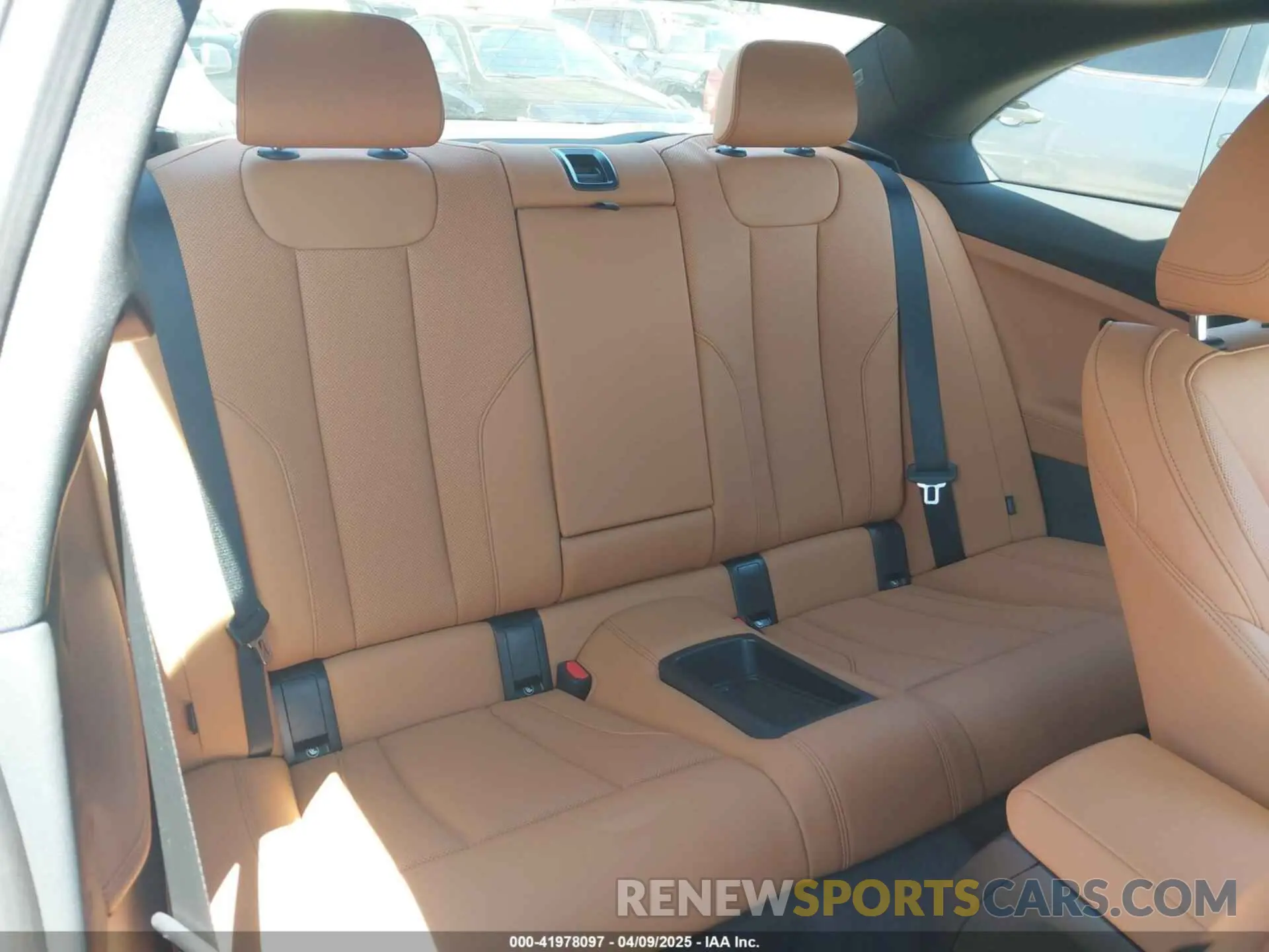8 fotografías del automóvil dañado 3MW23CM01S8E94970 BMW 230 2025