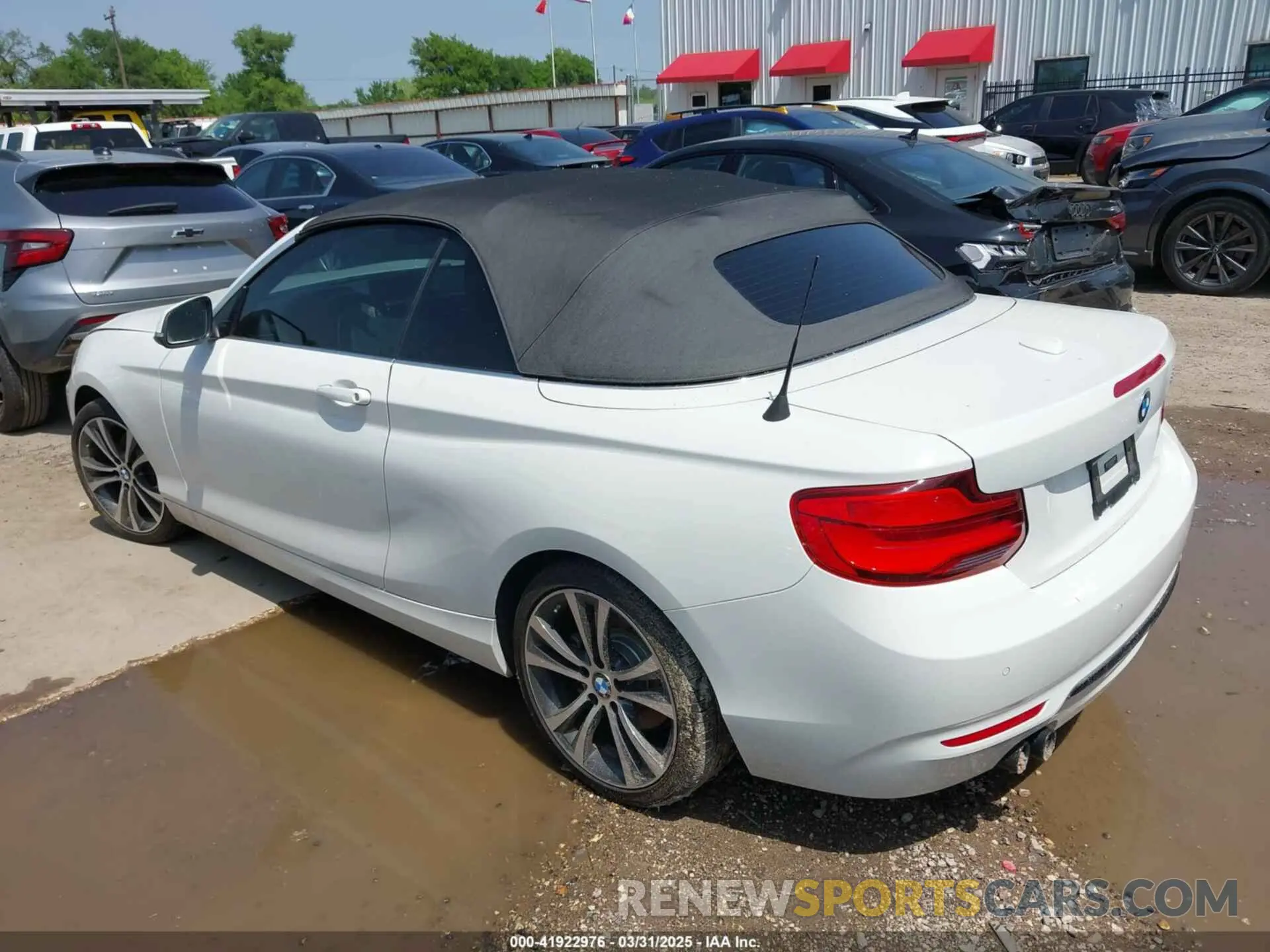 3 fotografías del automóvil dañado WBA2M7C56KVD52017 BMW 230I 2019