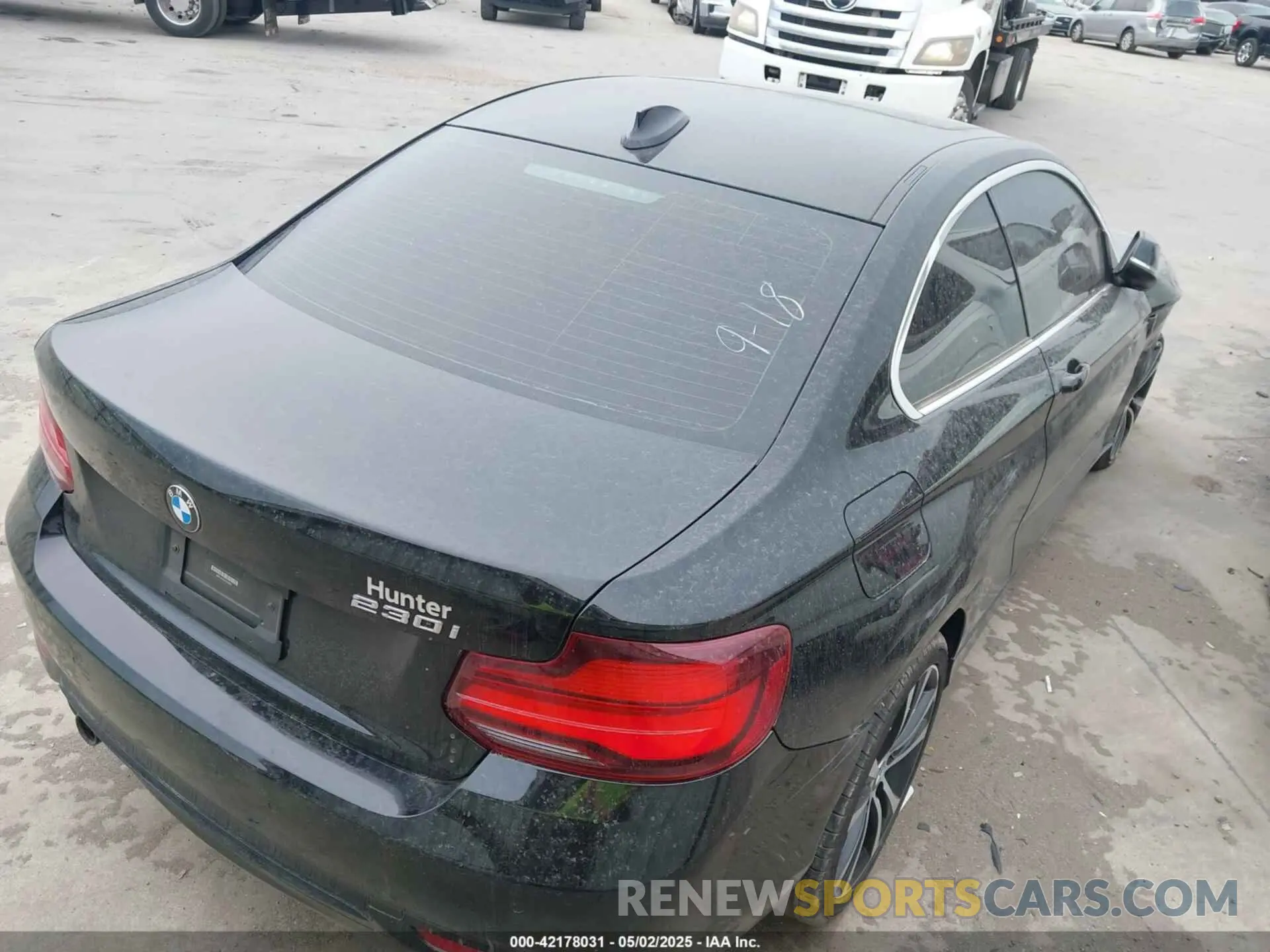 4 fotografías del automóvil dañado WBA2J1C03L7E53547 BMW 230I 2020