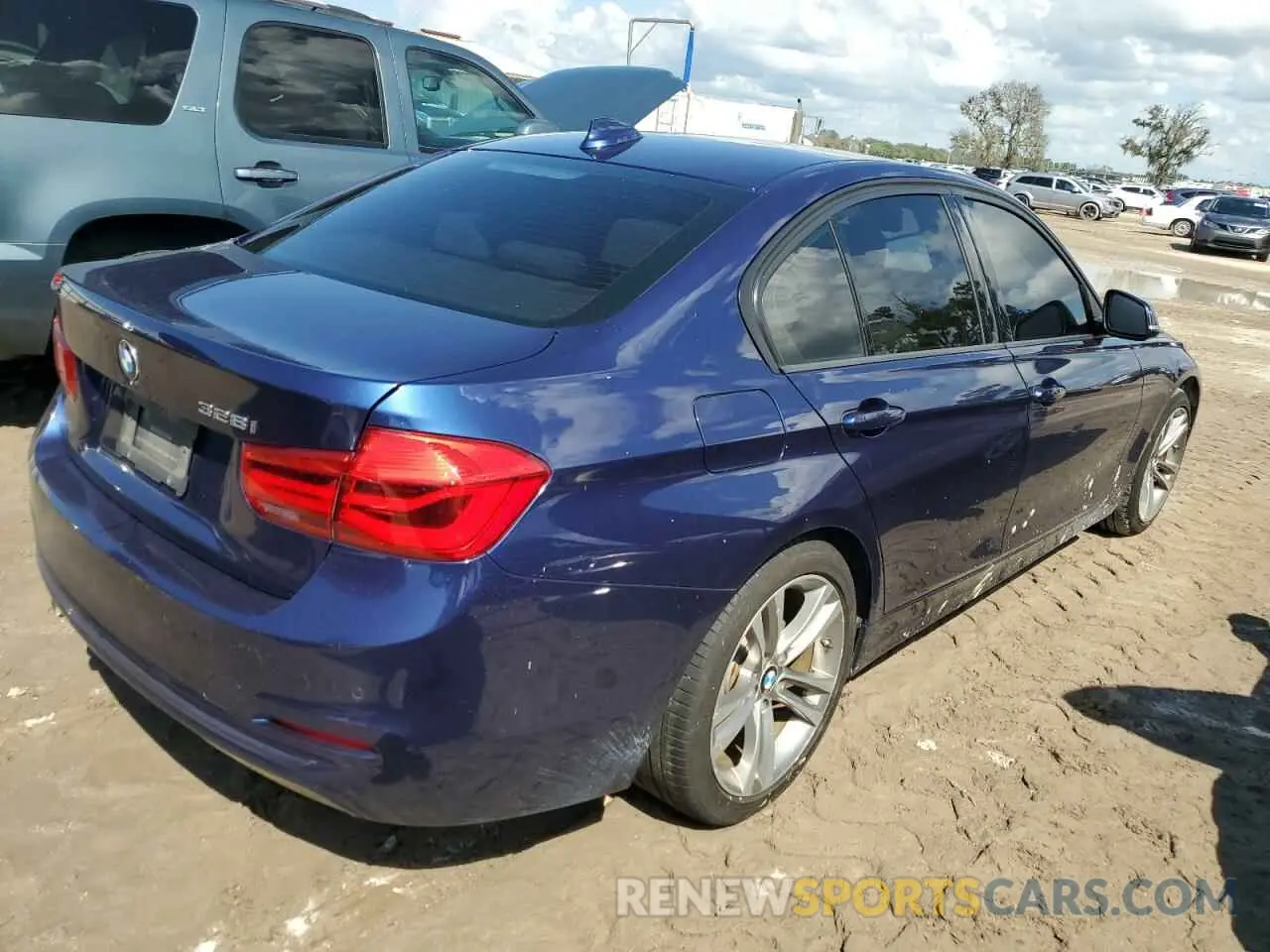 3 fotografías del automóvil dañado WBA8E9G52GNU28754 BMW 3 SERIES 2016