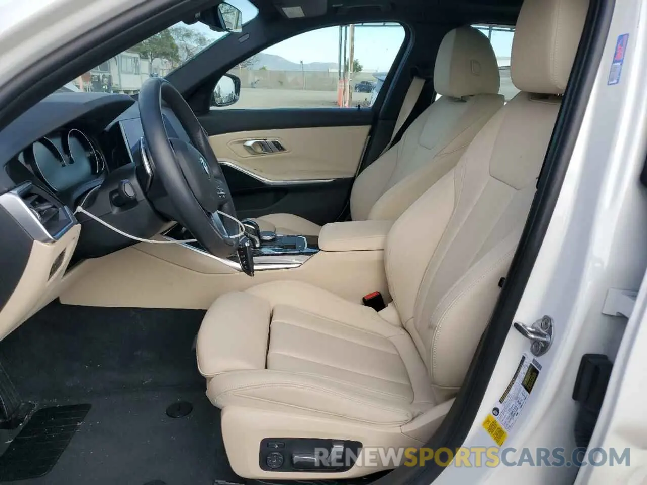 7 fotografías del automóvil dañado 3MW5R1J51K8B02182 BMW 3 SERIES 2019