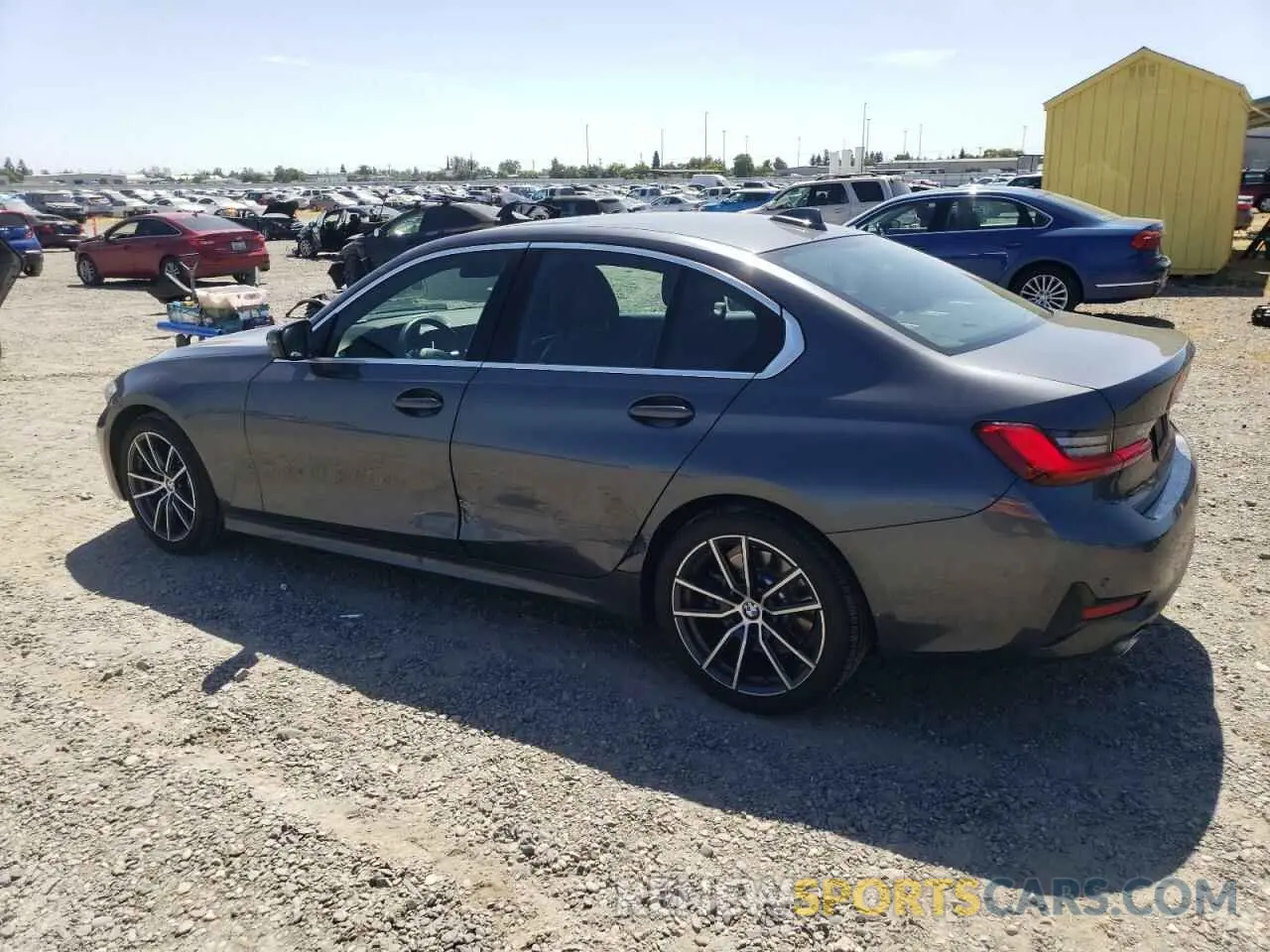 2 fotografías del automóvil dañado 3MW5R1J51K8B02344 BMW 3 SERIES 2019