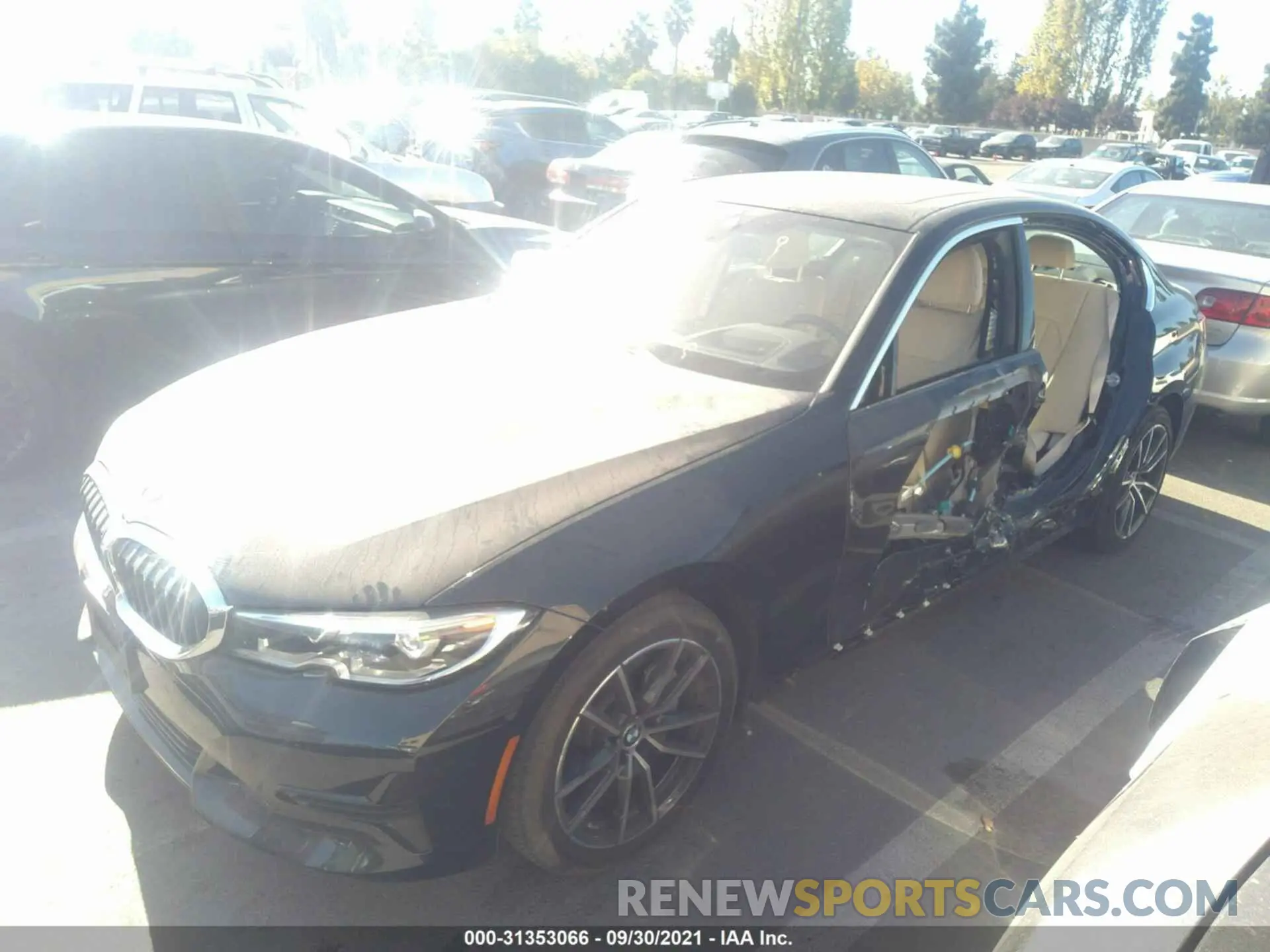 2 fotografías del automóvil dañado 3MW5R1J53K8B03365 BMW 3 SERIES 2019