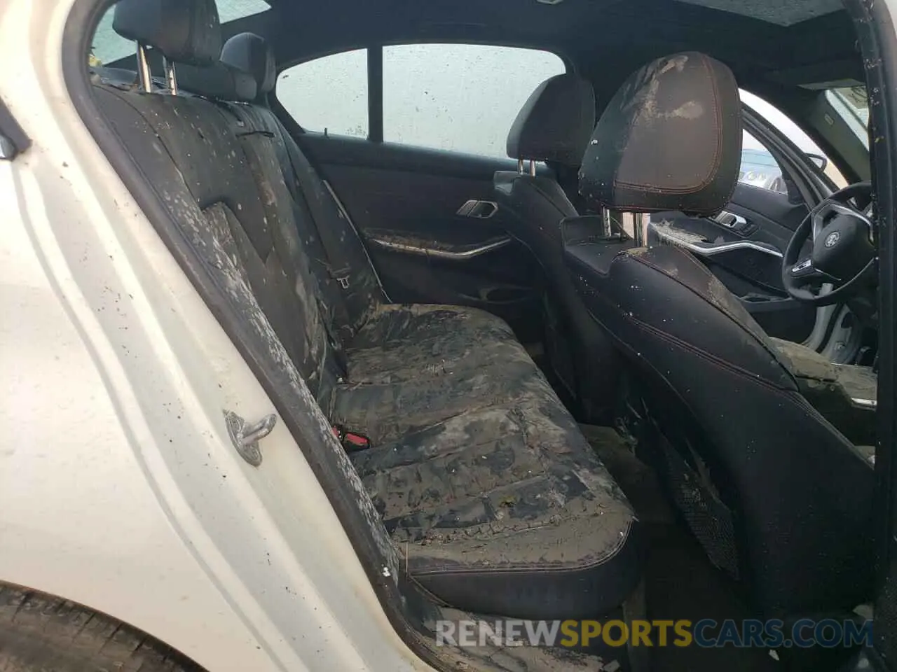 6 fotografías del automóvil dañado 3MW5R1J55K8B00189 BMW 3 SERIES 2019