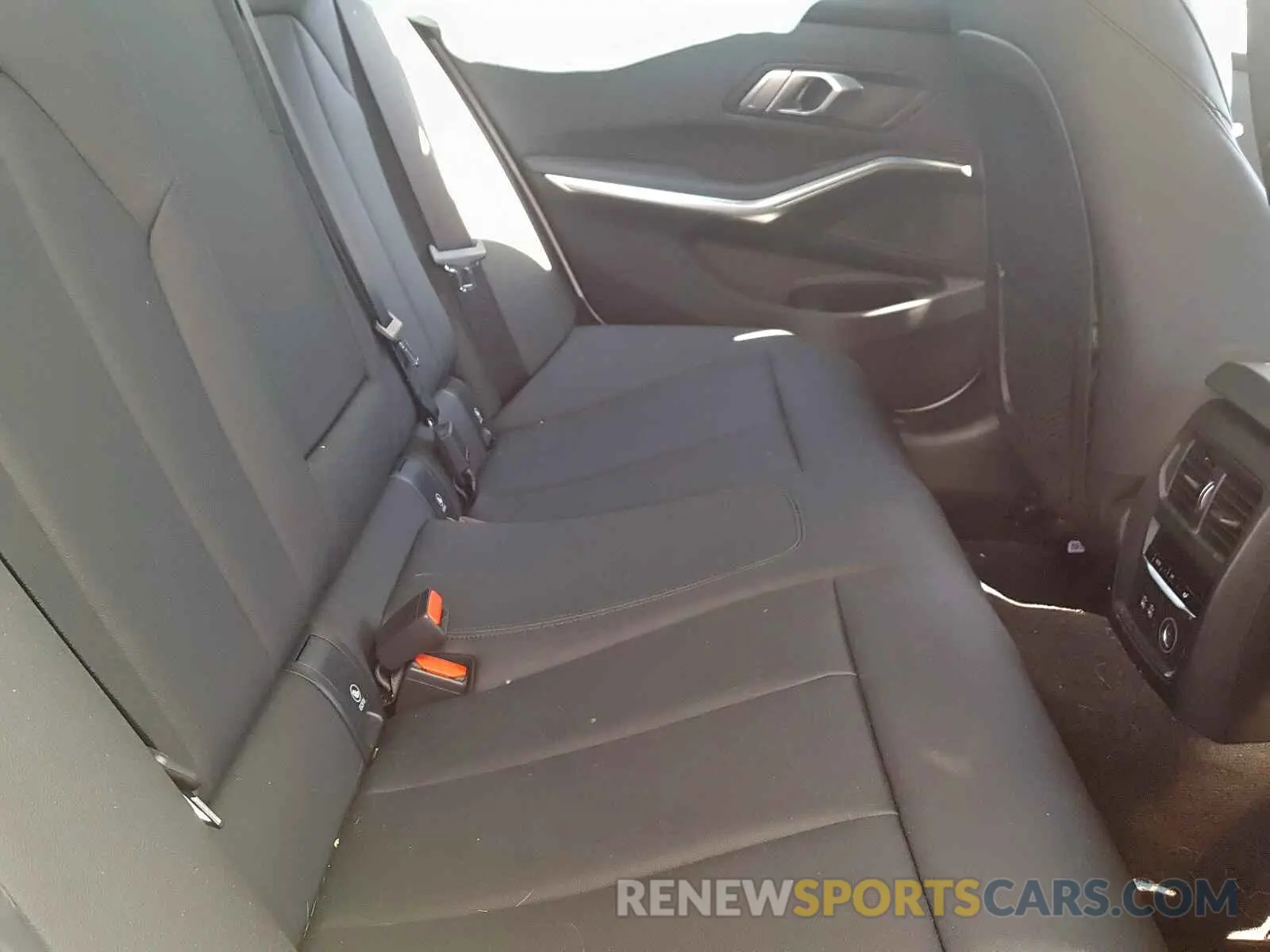 6 fotografías del automóvil dañado WBA5R1C52KAK12322 BMW 3 SERIES 2019