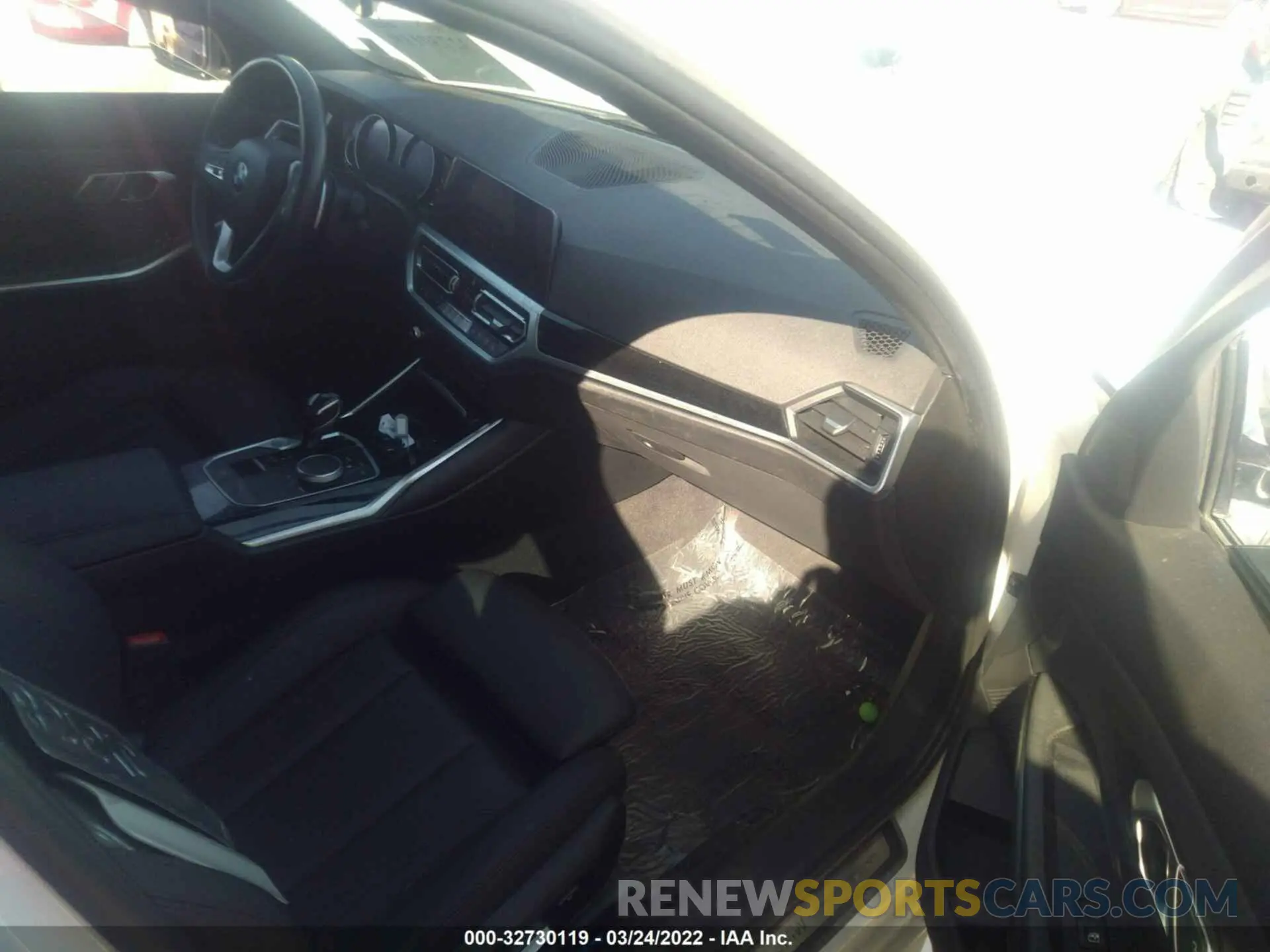 5 fotografías del automóvil dañado WBA5R1C54KAJ99394 BMW 3 SERIES 2019