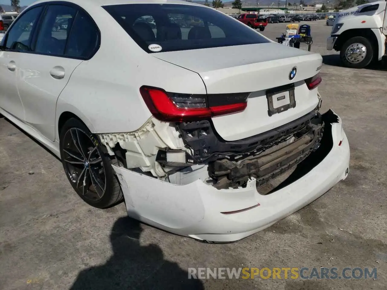9 fotografías del automóvil dañado WBA5R1C54KAK09678 BMW 3 SERIES 2019
