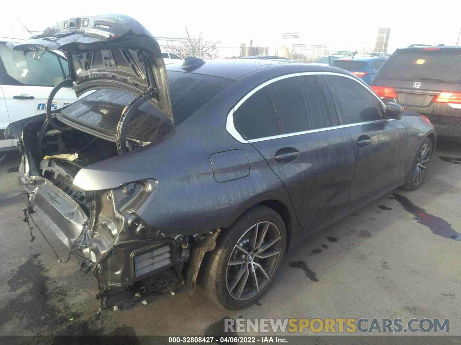 4 fotografías del automóvil dañado WBA5R1C57KFH19108 BMW 3 SERIES 2019