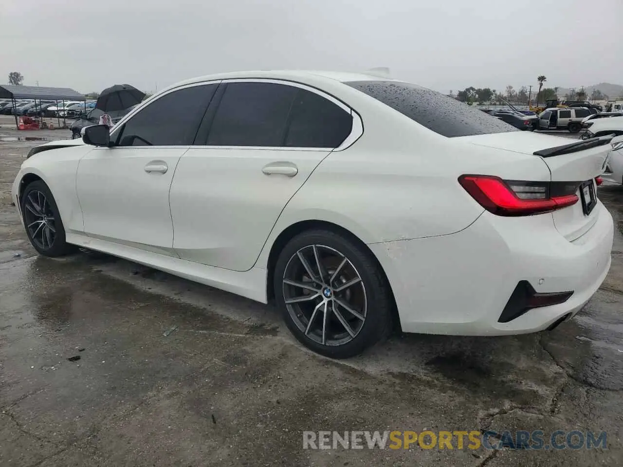 2 fotografías del automóvil dañado WBA5R1C58KAJ99768 BMW 3 SERIES 2019