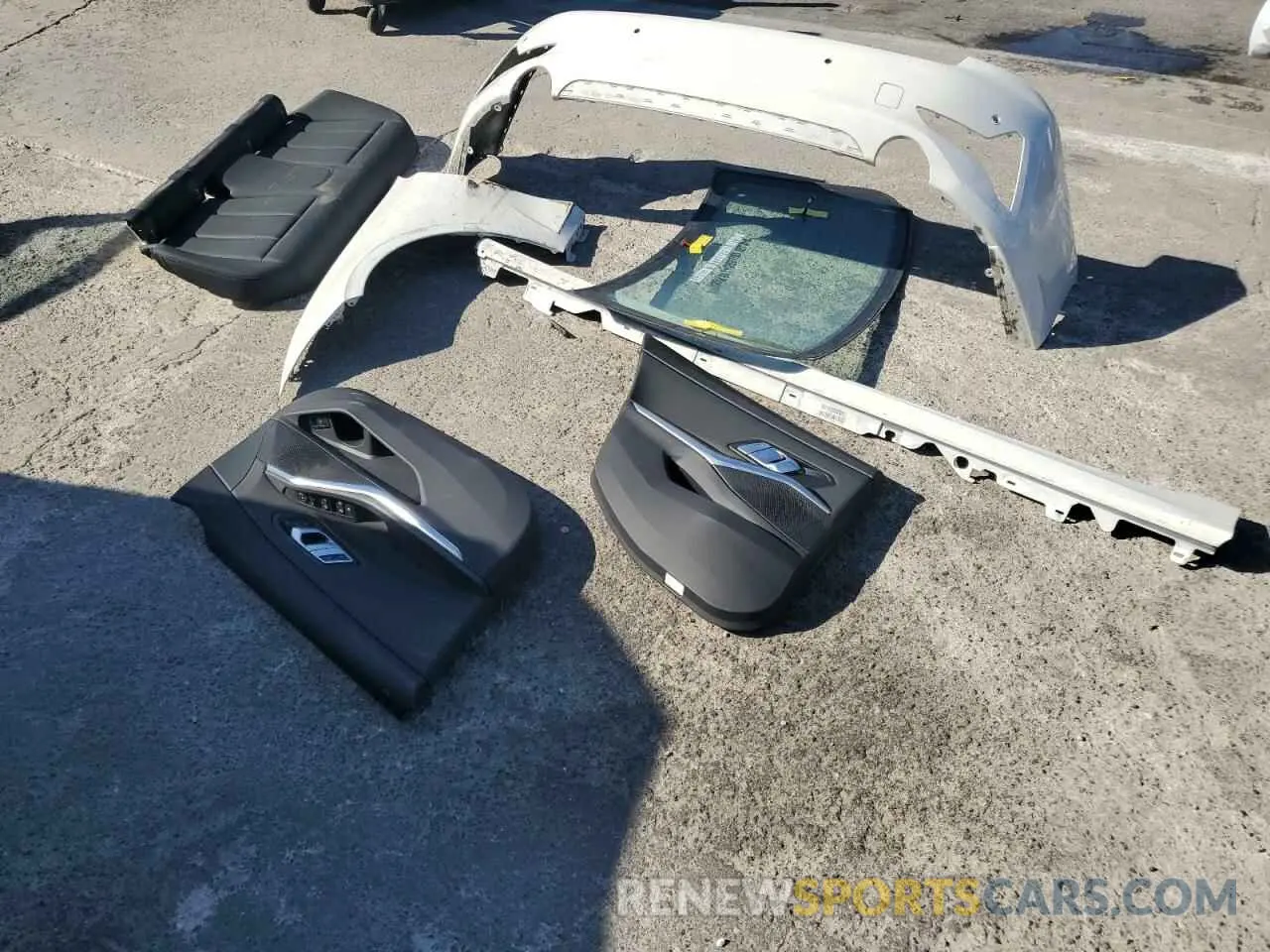 12 fotografías del automóvil dañado WBA5R1C58KAK07075 BMW 3 SERIES 2019