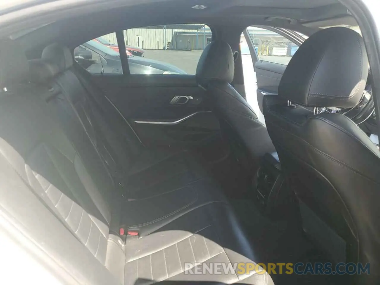 10 fotografías del automóvil dañado WBA5R1C5XKAE81283 BMW 3 SERIES 2019