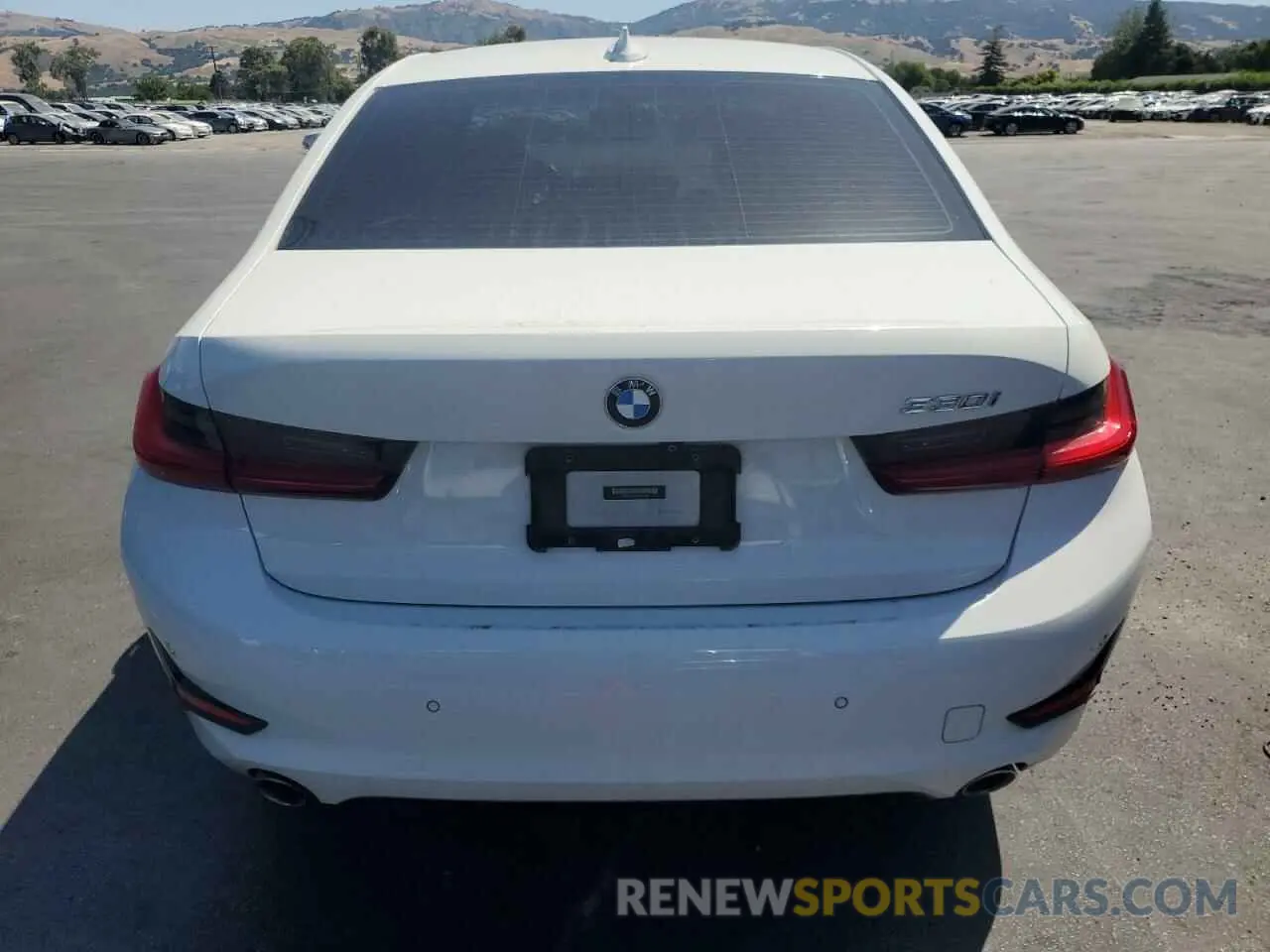 6 fotografías del automóvil dañado WBA5R1C5XKAE81283 BMW 3 SERIES 2019