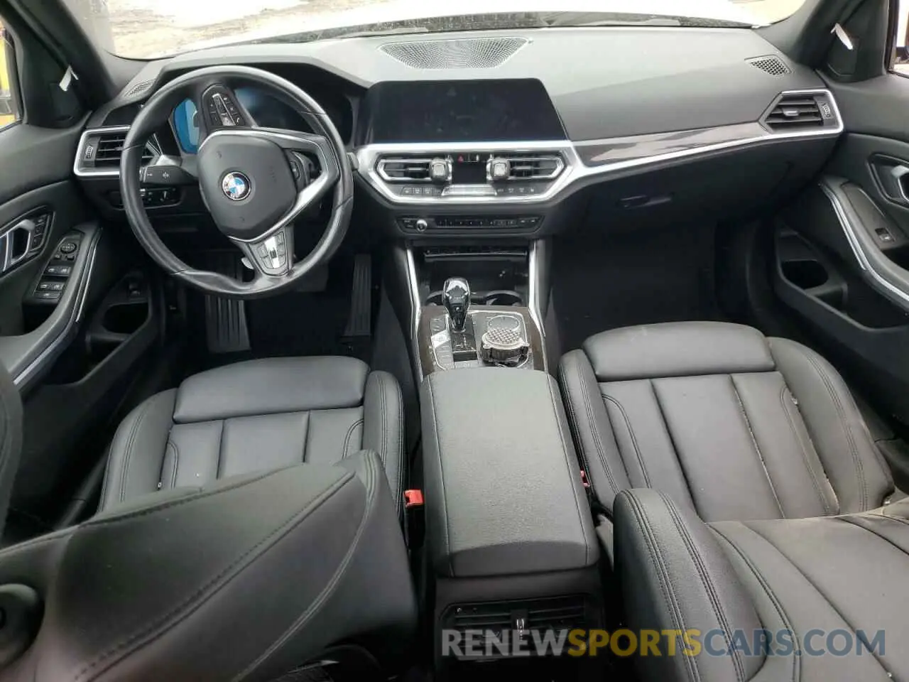 8 fotografías del automóvil dañado WBA5R1C5XKAK11676 BMW 3 SERIES 2019