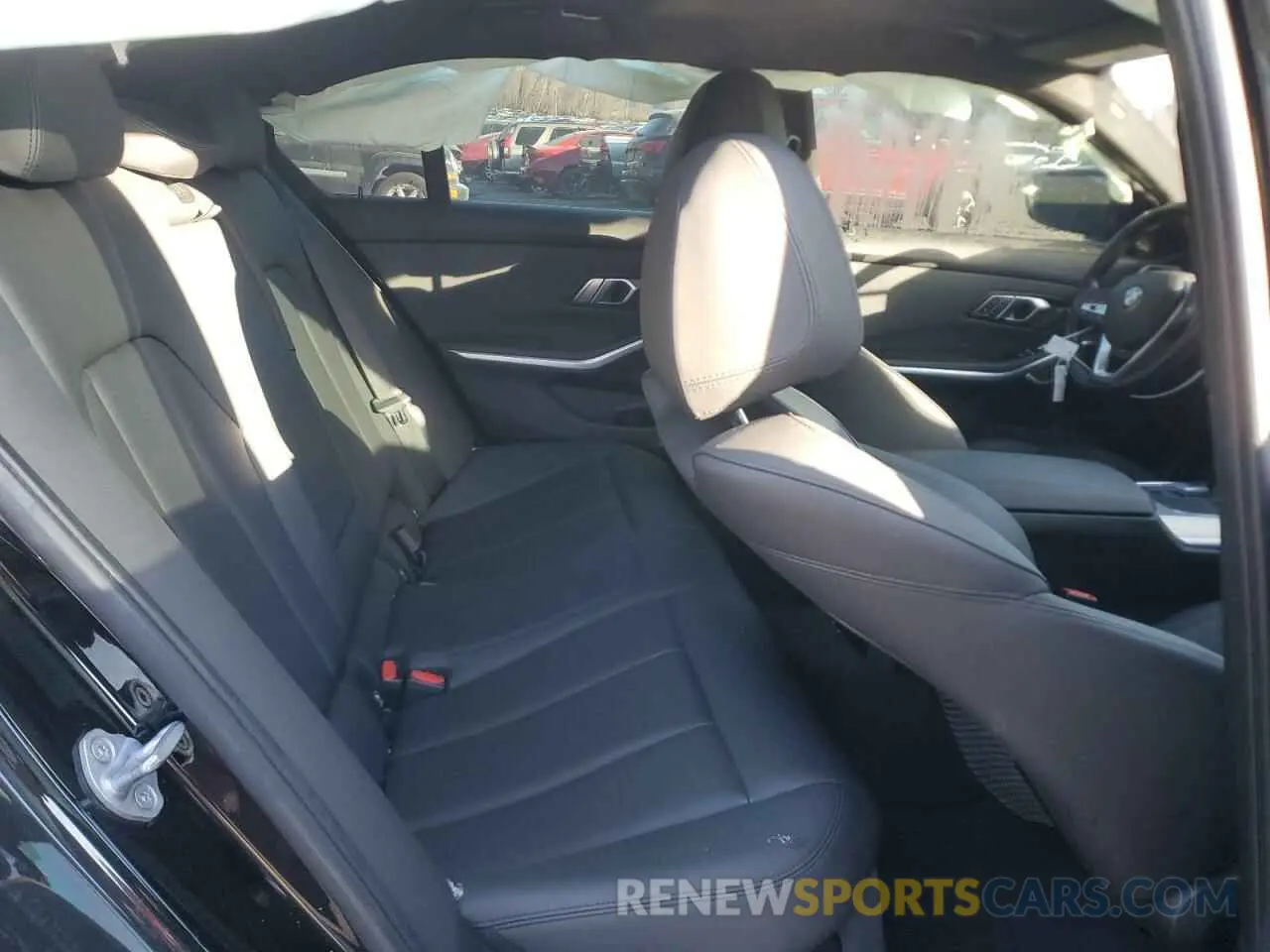 10 fotografías del automóvil dañado WBA5R7C52KAJ84380 BMW 3 SERIES 2019
