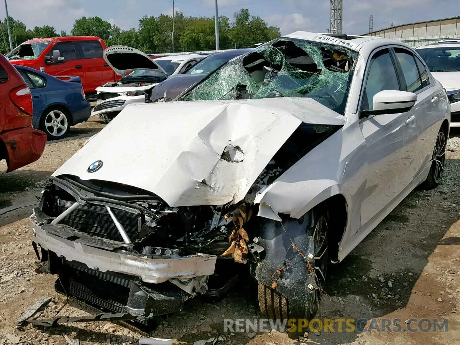 2 fotografías del automóvil dañado WBA5R7C52KAJ84850 BMW 3 SERIES 2019