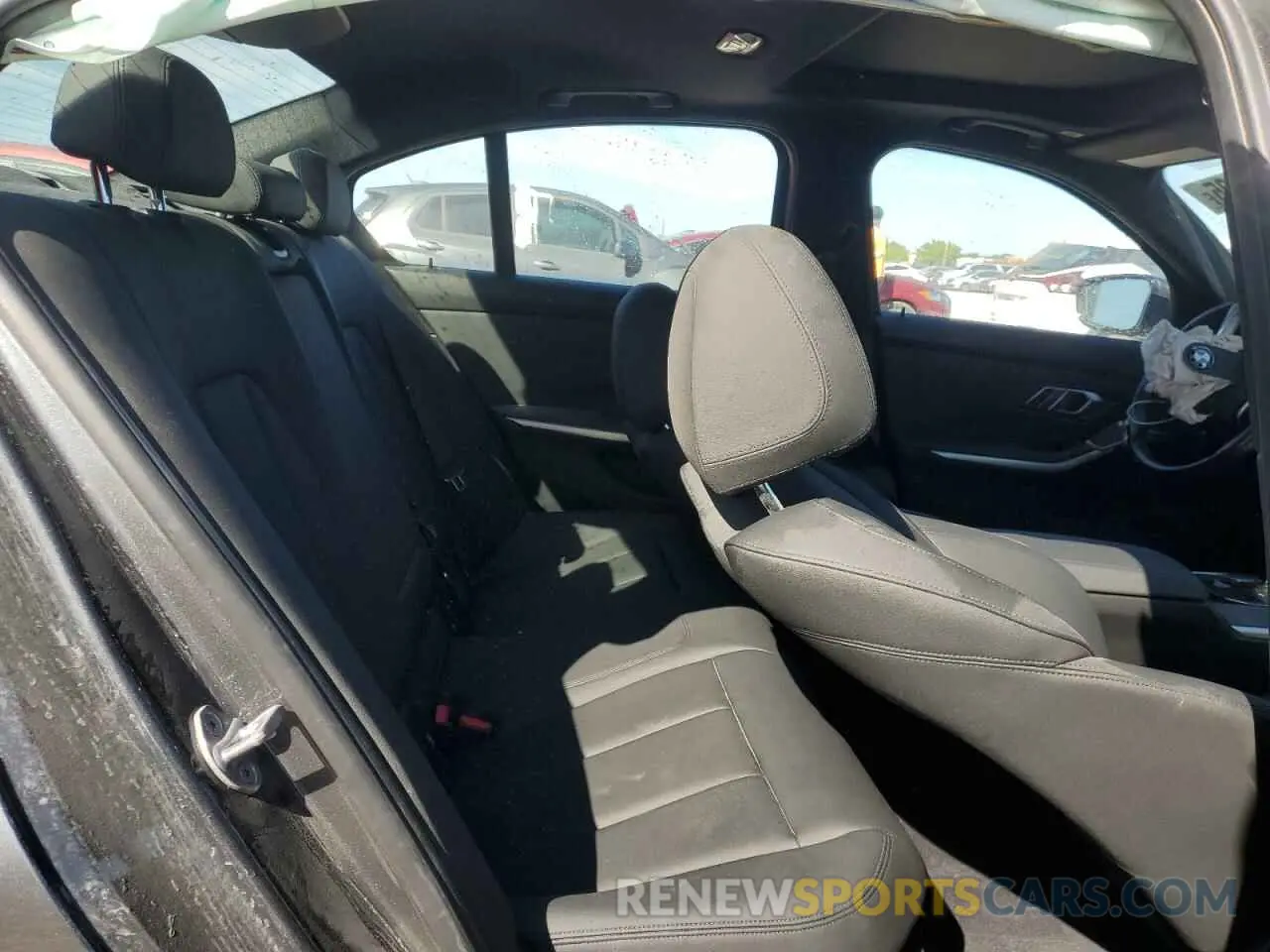 10 fotografías del automóvil dañado WBA5R7C58KAJ82049 BMW 3 SERIES 2019