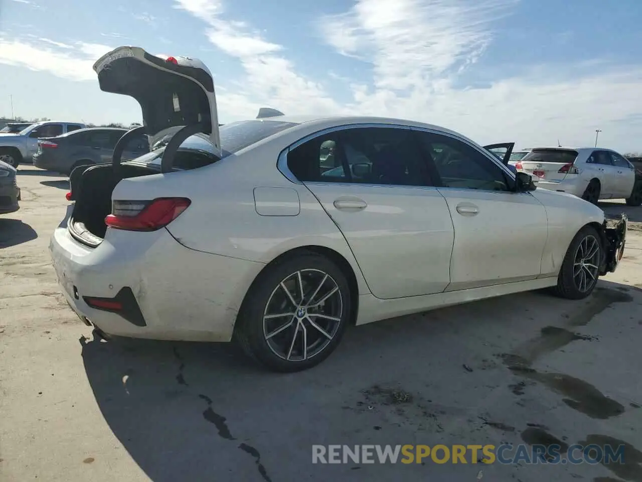 3 fotografías del automóvil dañado 3MW5R1J01L8B08554 BMW 3 SERIES 2020