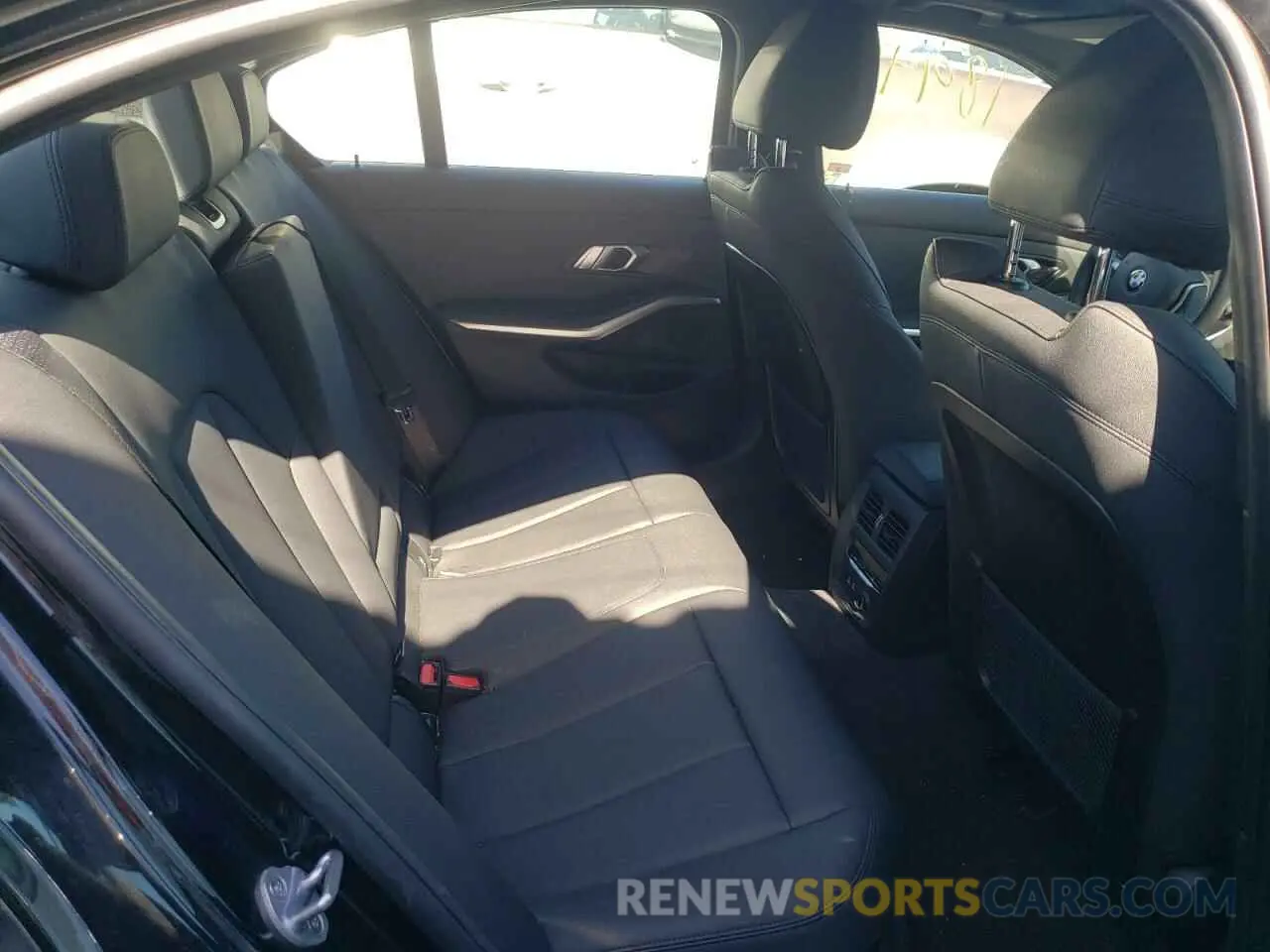 6 fotografías del automóvil dañado 3MW5R1J01L8B18971 BMW 3 SERIES 2020