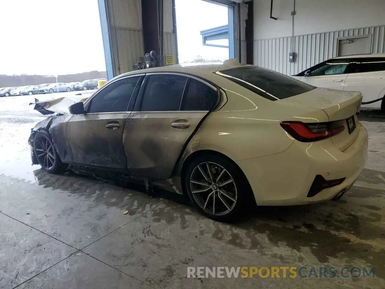 2 fotografías del automóvil dañado 3MW5R1J01L8B23586 BMW 3 SERIES 2020