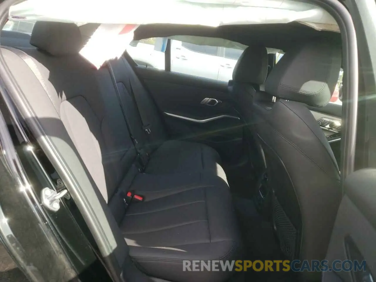 6 fotografías del automóvil dañado 3MW5R1J02L8B04044 BMW 3 SERIES 2020