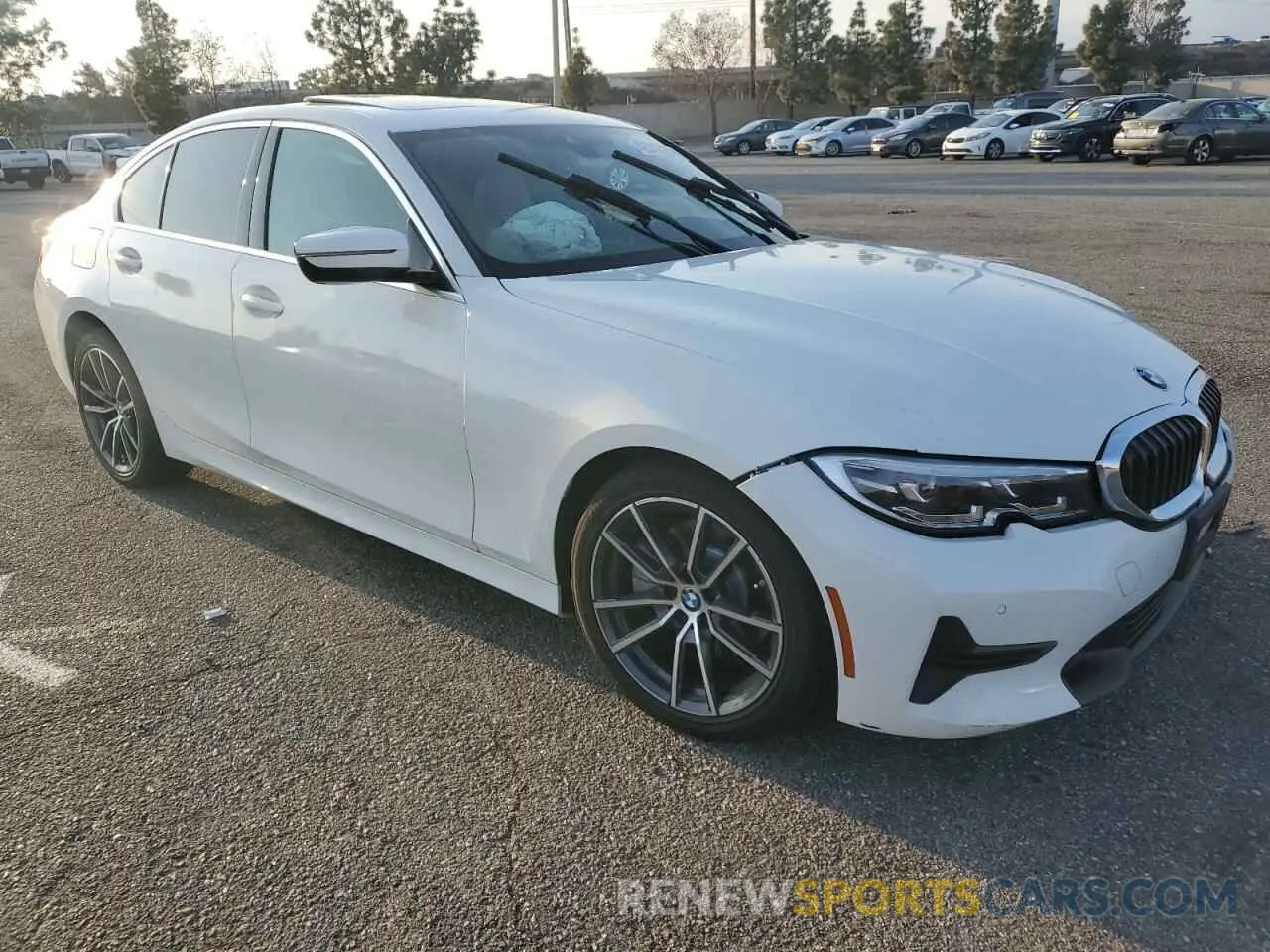 4 fotografías del automóvil dañado 3MW5R1J04L8B21380 BMW 3 SERIES 2020