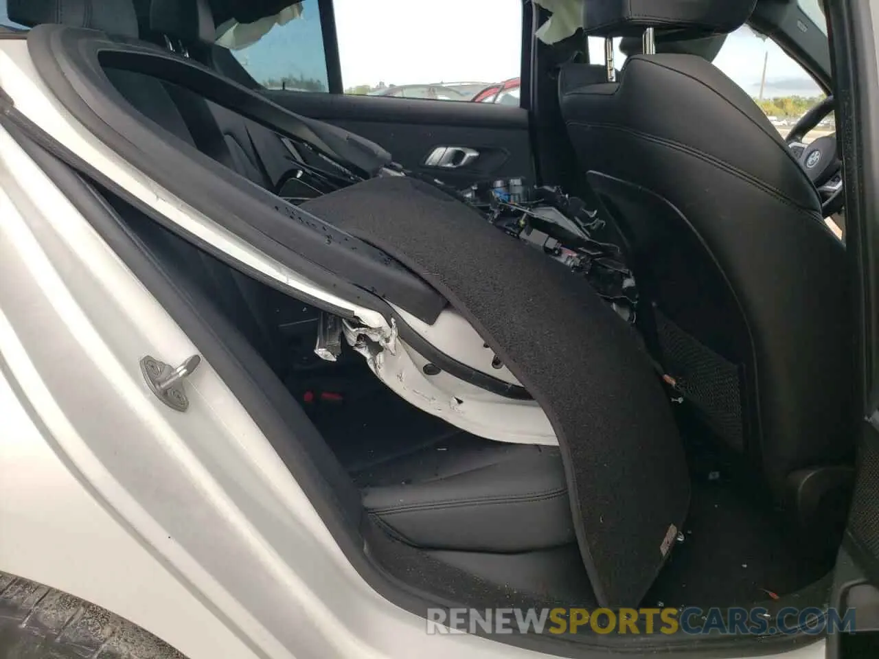 6 fotografías del automóvil dañado 3MW5R1J05L8B05883 BMW 3 SERIES 2020
