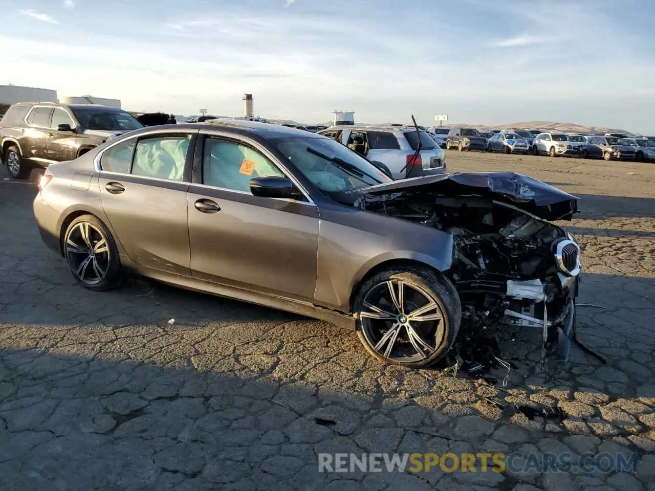 4 fotografías del automóvil dañado 3MW5R1J09L8B13162 BMW 3 SERIES 2020