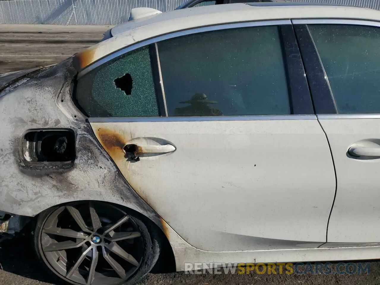 10 fotografías del automóvil dañado 3MW5R1J09L8B33413 BMW 3 SERIES 2020