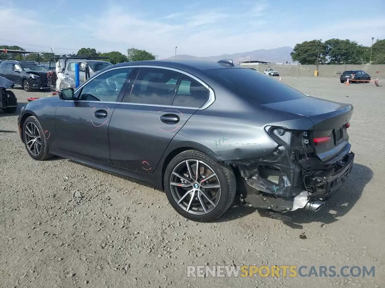 2 fotografías del automóvil dañado 3MW5R1J0XL8B36966 BMW 3 SERIES 2020