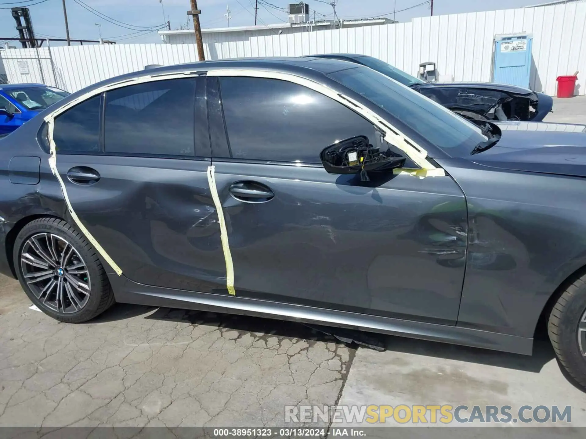 13 fotografías del automóvil dañado WBA5U7C01LFH01470 BMW 3 SERIES 2020