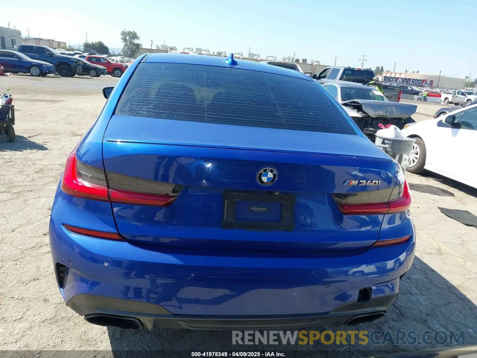 16 fotografías del automóvil dañado WBA5U7C04LA232384 BMW 3 SERIES 2020